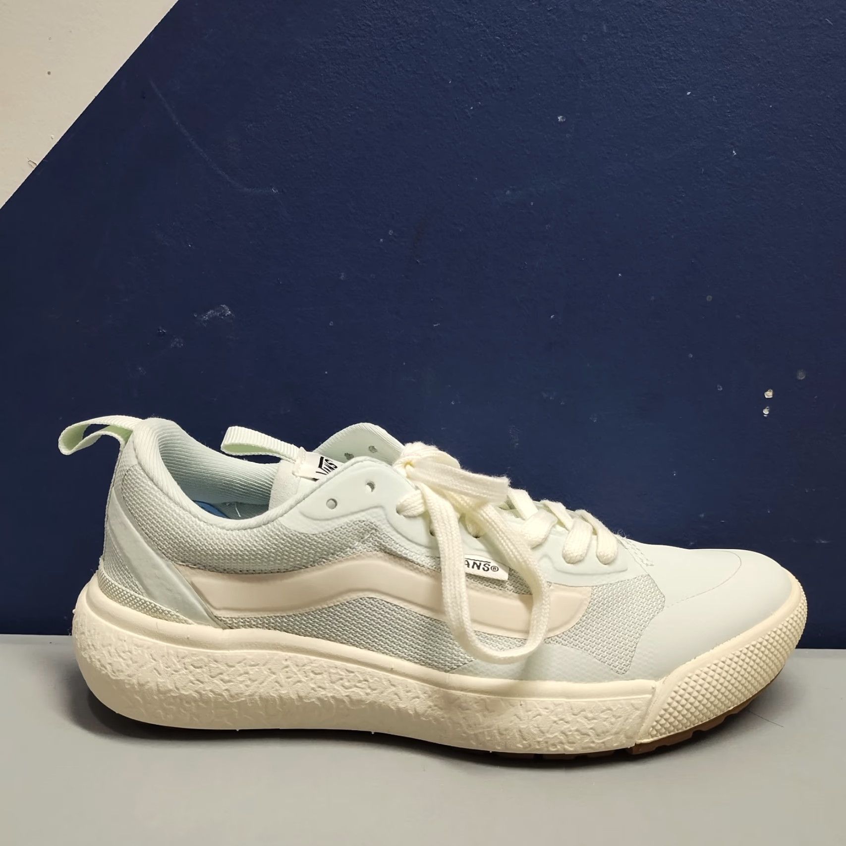 Vans Vans UltraRange Ultracush Sneakers Women Size 5 Blue White Athletic Lace Up 721356 NWOB 90s Theme Size US 5 / IT 35 - 5 Thumbnail