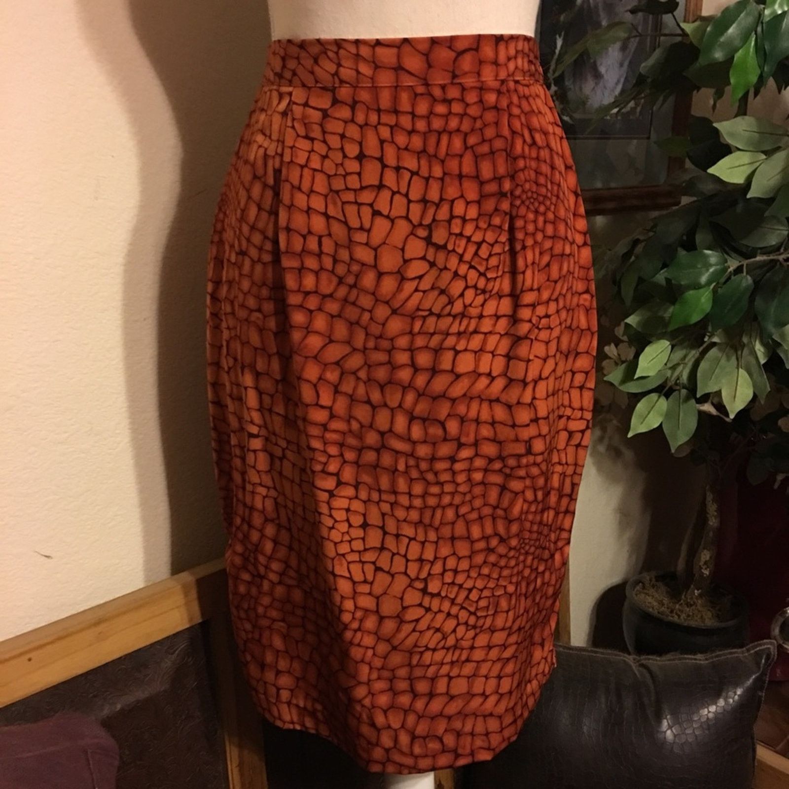 Vintage Lew Magram cognac/orange crocodile skirt suit 6 Size M / US 6-8 / IT 42-44 - 6 Thumbnail