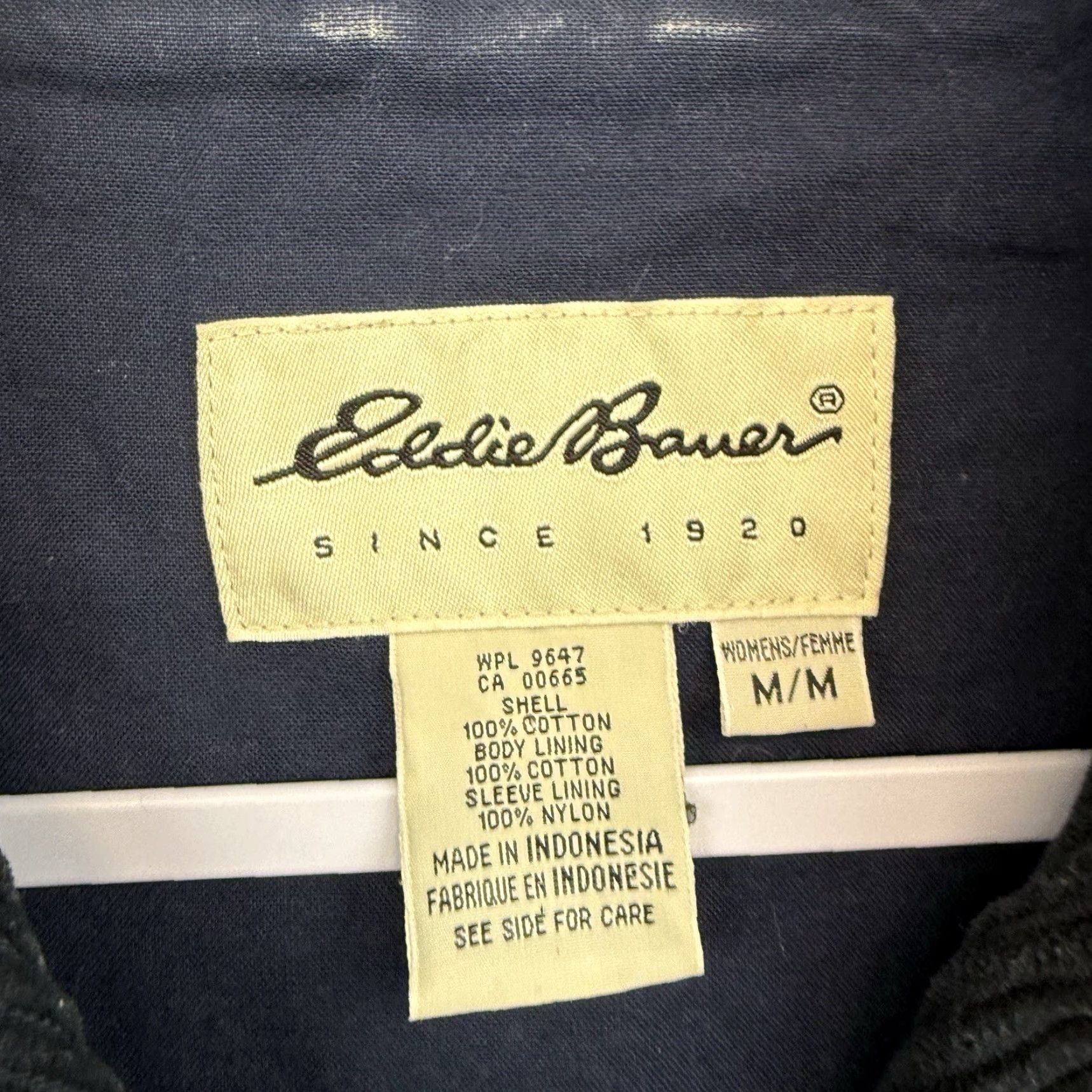 Eddie Bauer VINTAGE Eddie Bauer Jacket Womens M Navy Blue Corduroy Chore Barn Coat Button Jacket Size M / US 6-8 / IT 42-44 - 4 Thumbnail