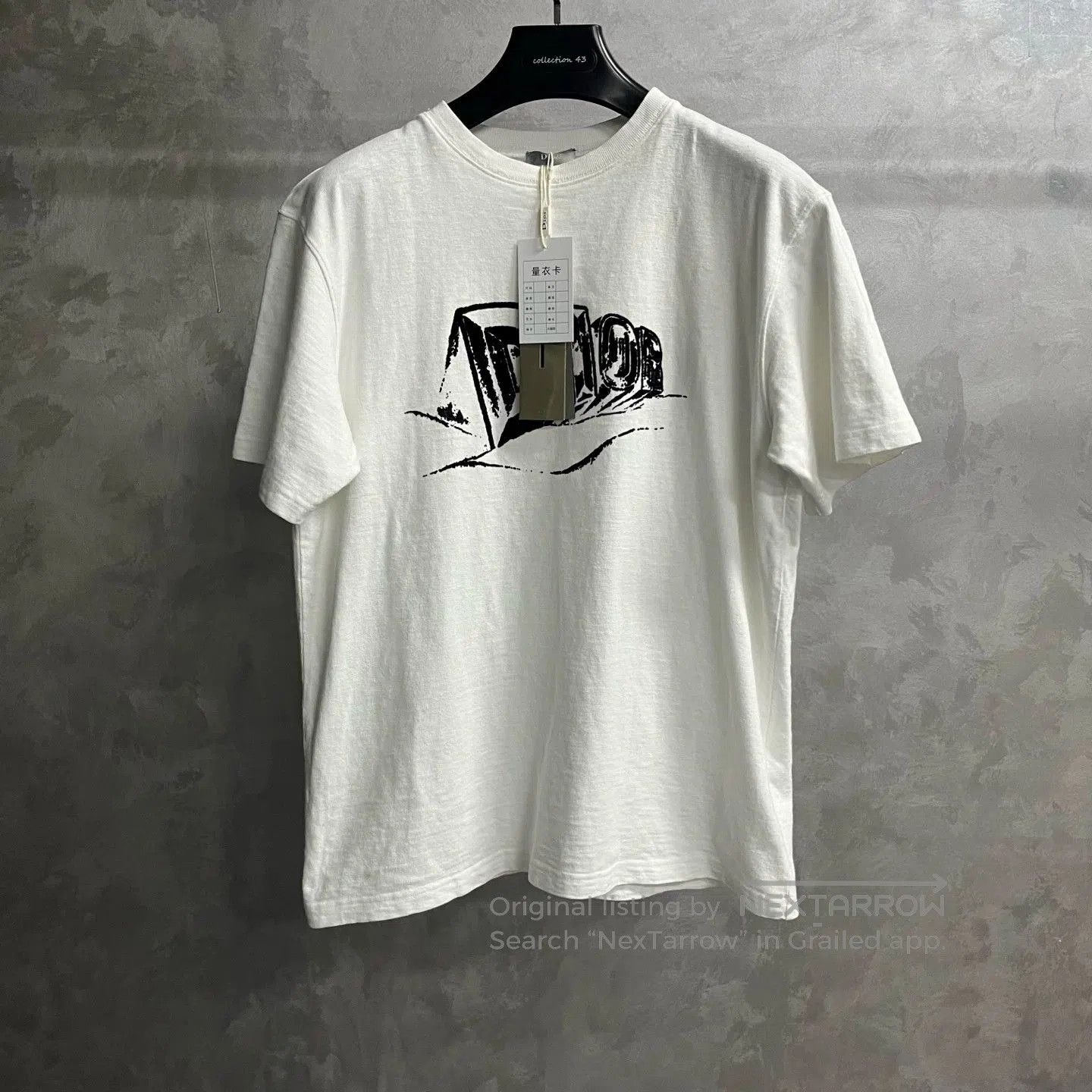 Dior Dior Latest Beige Chest Logo T. Size US XL / EU 56 / 4 - 1 Thumbnail