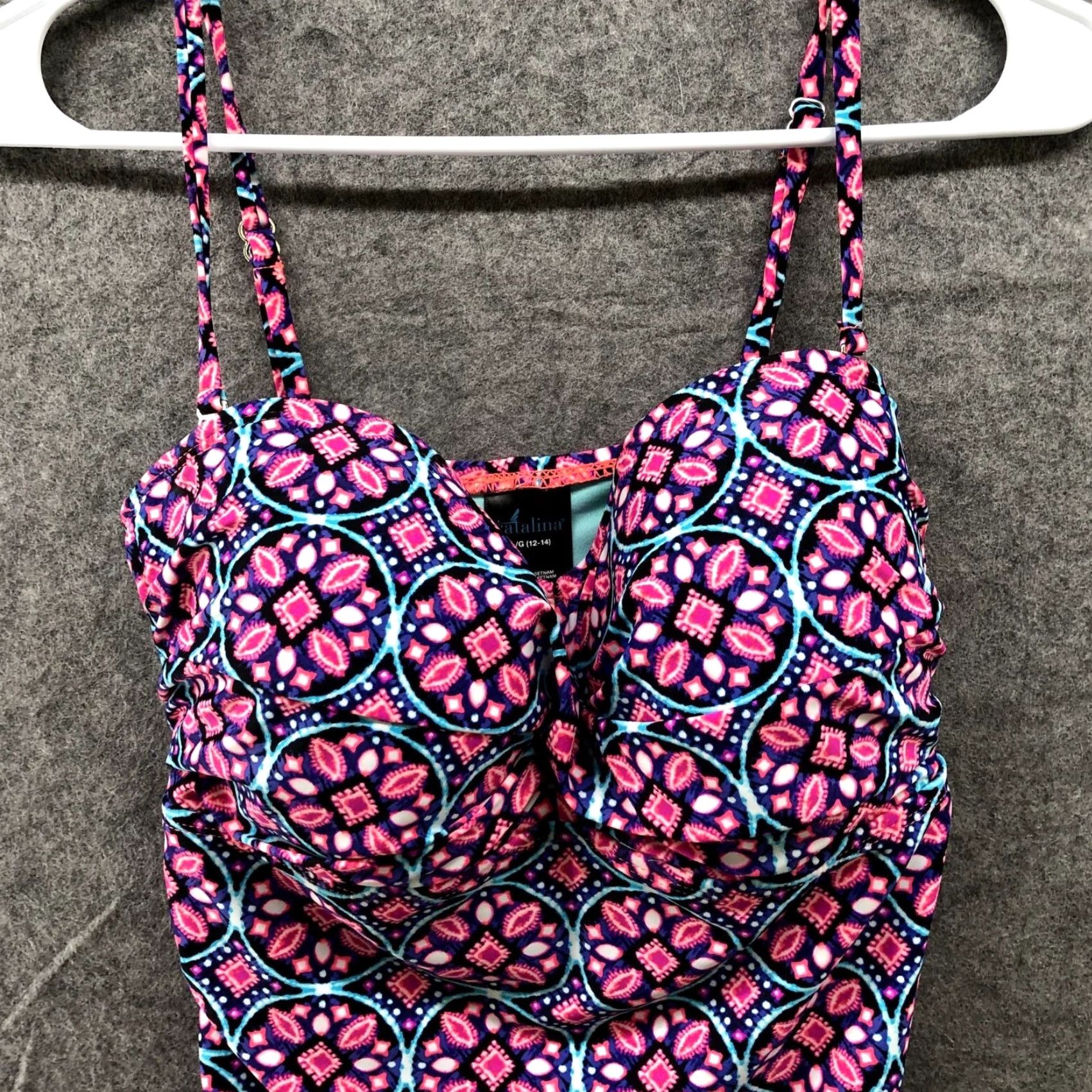 Catalina Catalina One Piece Swimsuit Womens L Multicolor Printed Cami Padded Geometric Nylon Spandex Beach Swimwear Women L Multicolor Padded Size ONE SIZE - 3 Thumbnail