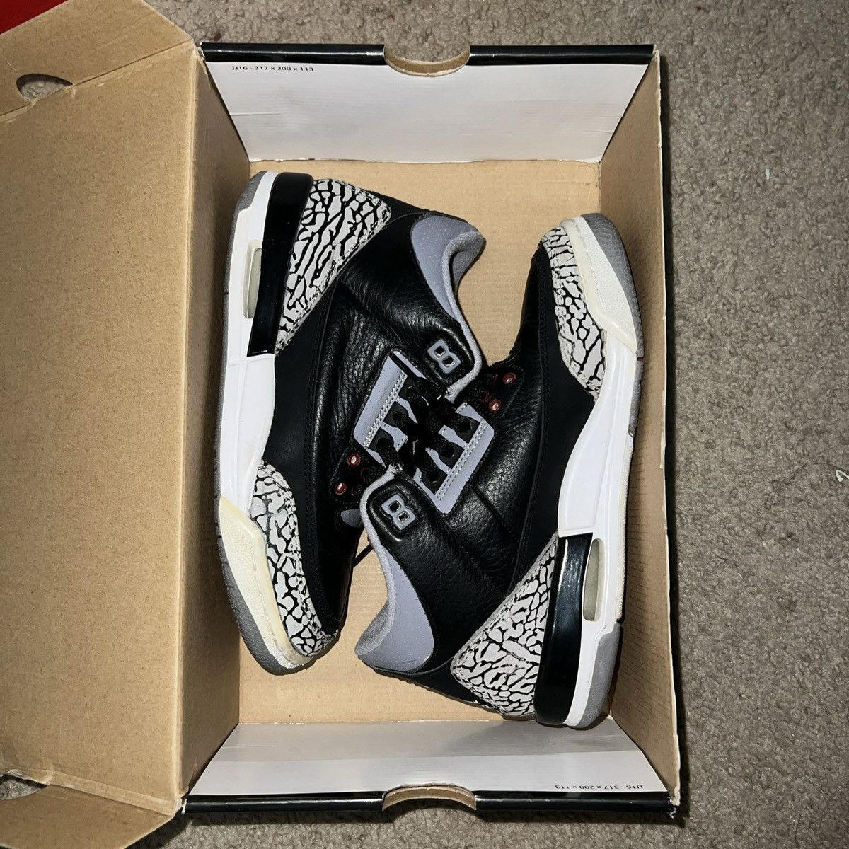 Jordan Brand Air Jordan 3 Retro GS Size US 4.5 / IT 34.5 - 1 Thumbnail