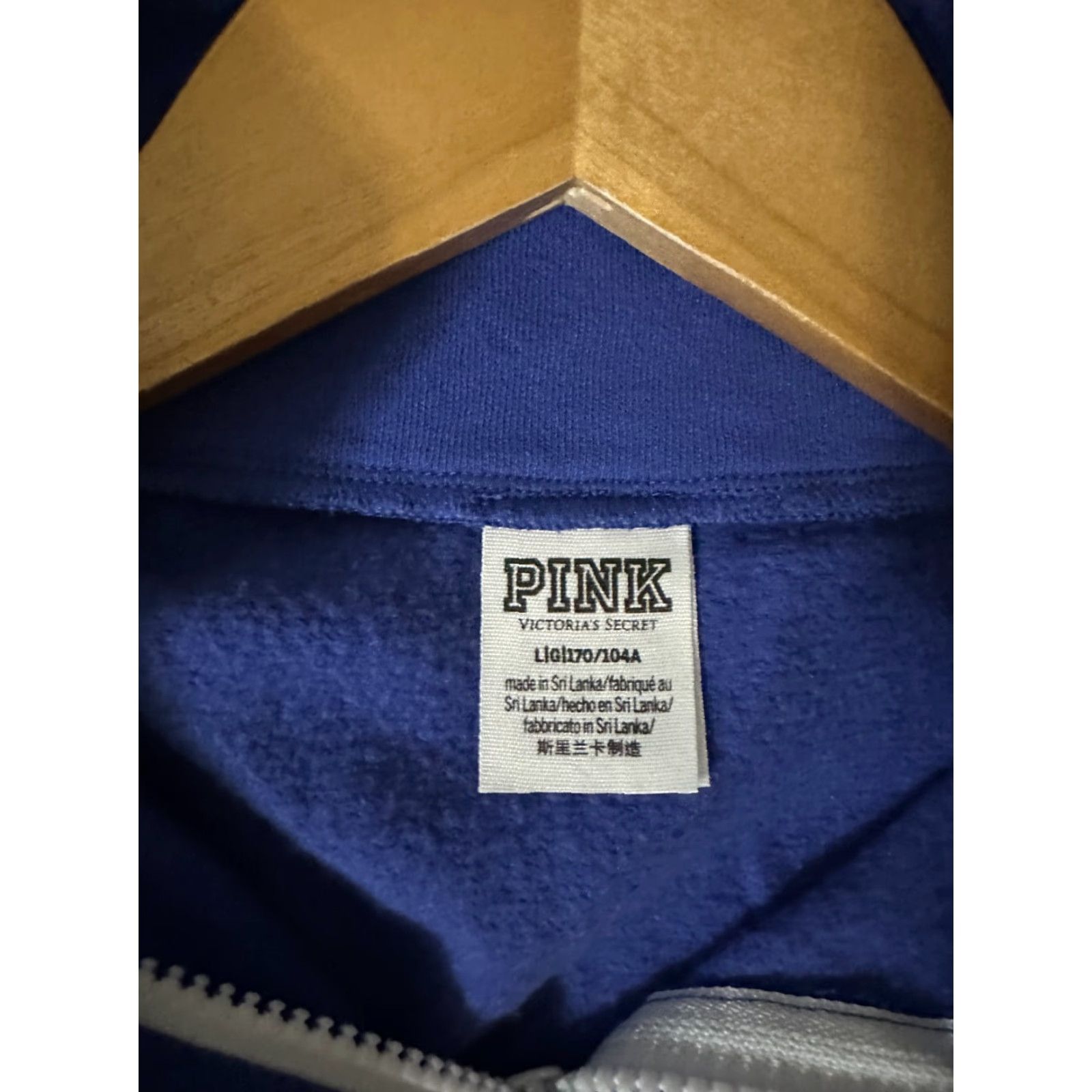 Victoria's Secret Victoria's Secret PINK Pullover Quarter Zip - Women - Size L - Blue - Logo - Cotton Blend - Long Sleeve - Regular - 1/4 Zip - Activewear - Casual Size L / US 10 / IT 46 - 2 Thumbnail