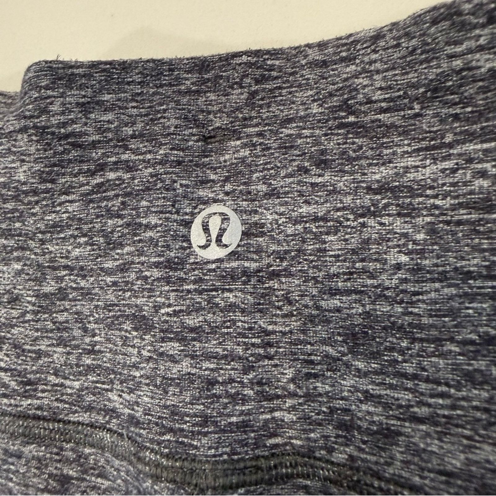 Lululemon Lululemon Run Turn Around Tight Women’s 4 Heathered Black Size 27" / US 4 / IT 40 - 10 Thumbnail