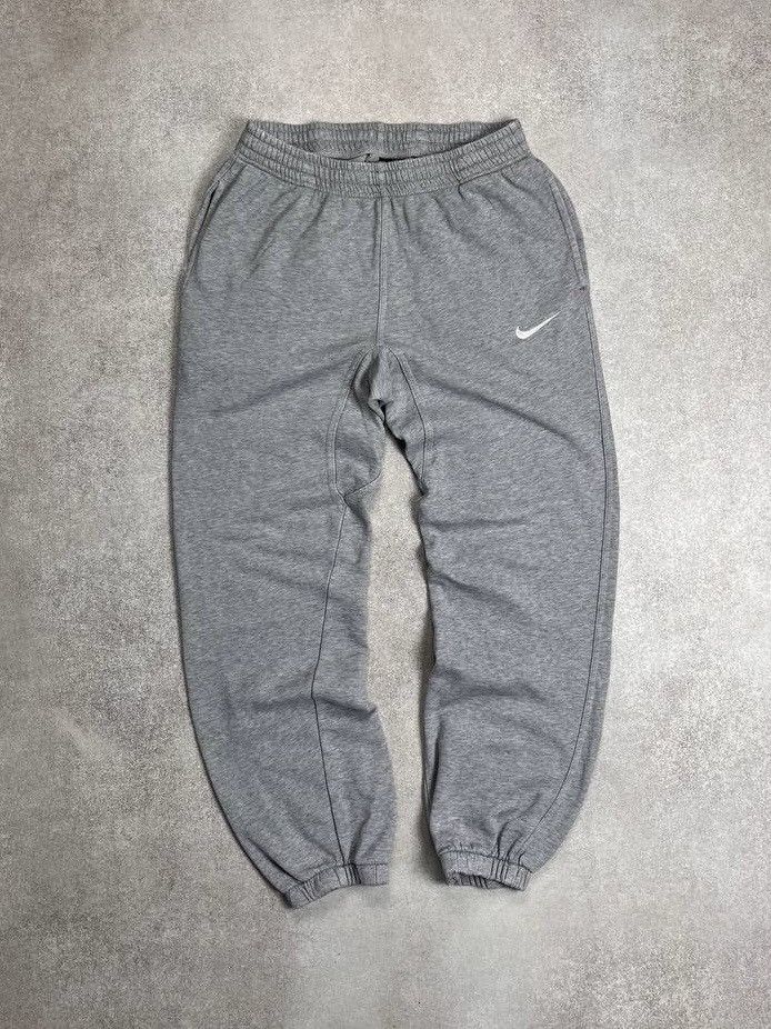Nike × Vintage Vintage Nike Swoosh Baggy Cotton Track Pants Y2K M Size US 32 / EU 48 - 1 Thumbnail