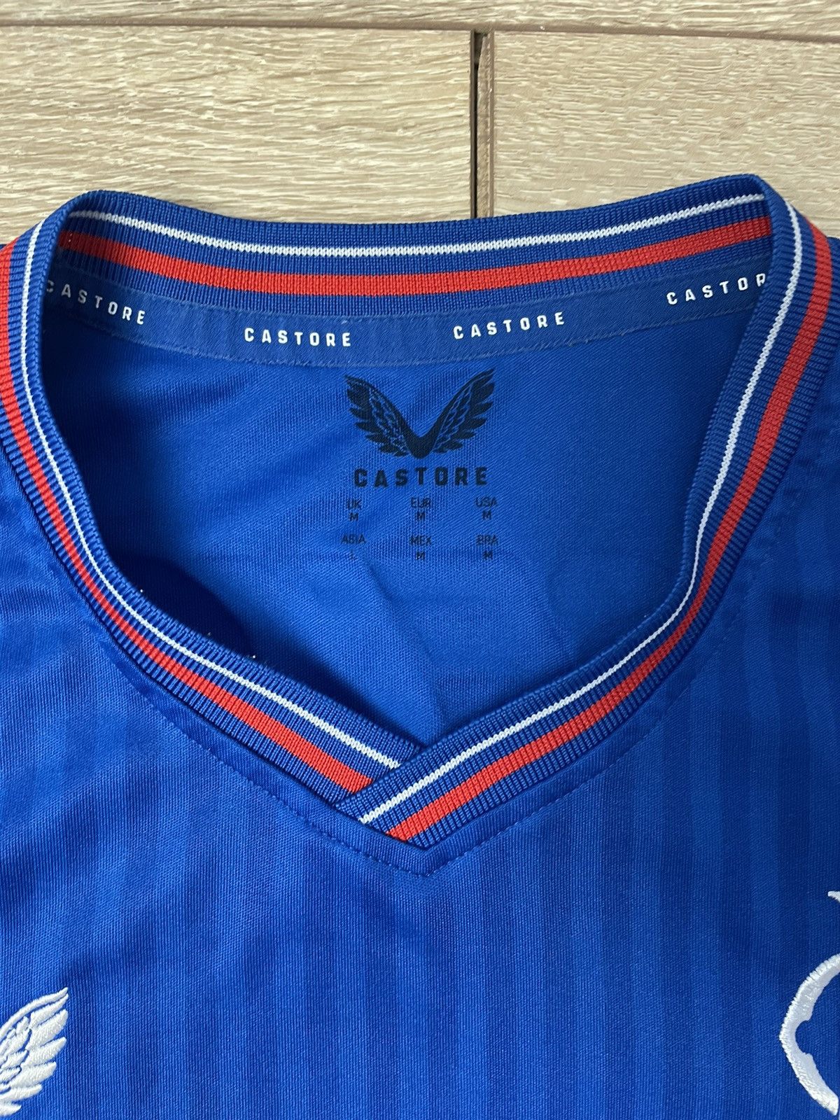 Castore 2023-24 Rangers Castore Home Shirt football jersey Soccer M Size US M / EU 48-50 / 2 - 2 Thumbnail