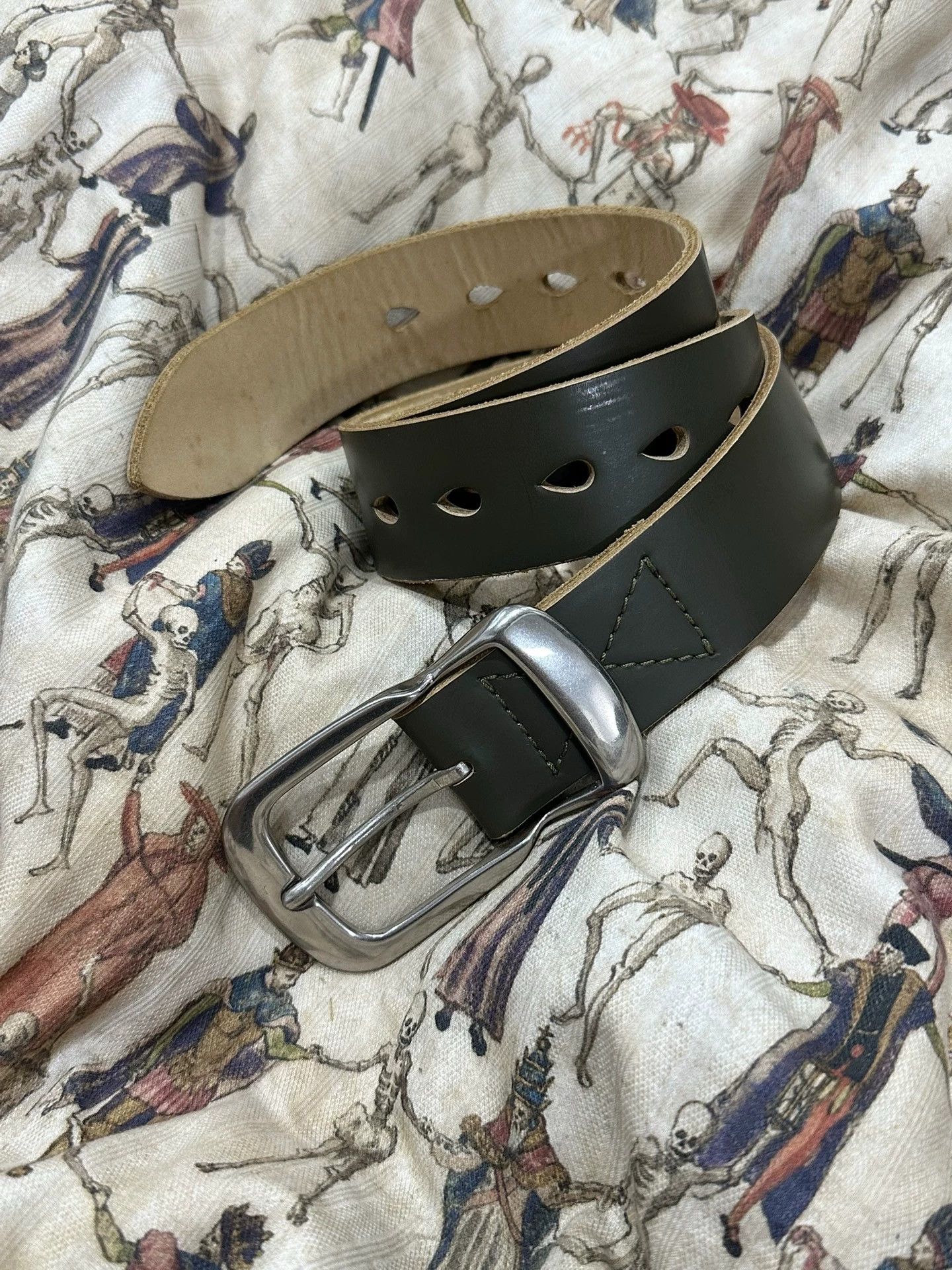Yohji Yamamoto Yohji Yamamoto Y's Teardrop Cowhide Belt 105cm Size ONE SIZE - 1 Thumbnail