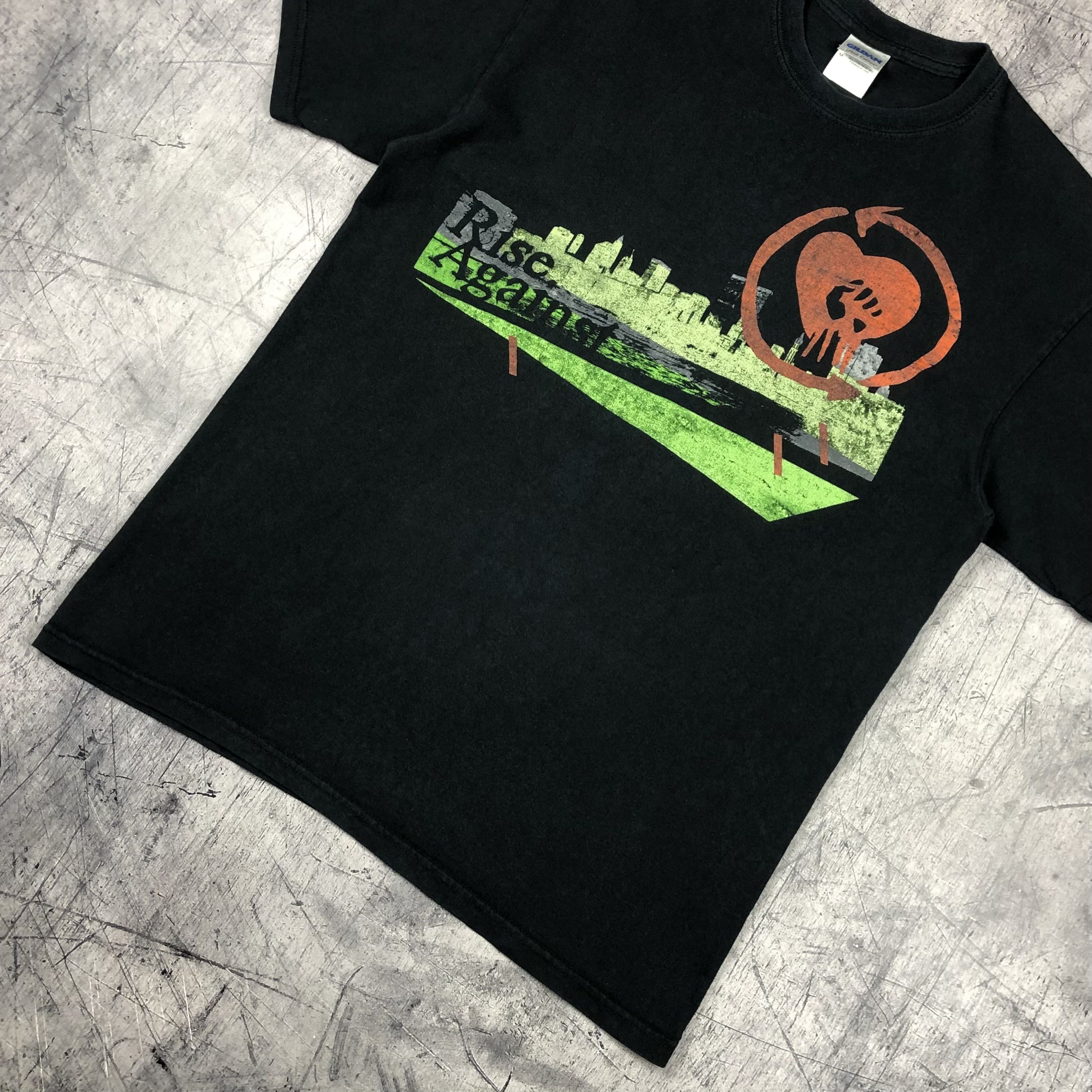 Band Tees Y2K Rise Against Tee Size US M / EU 48-50 / 2 - 6 Thumbnail