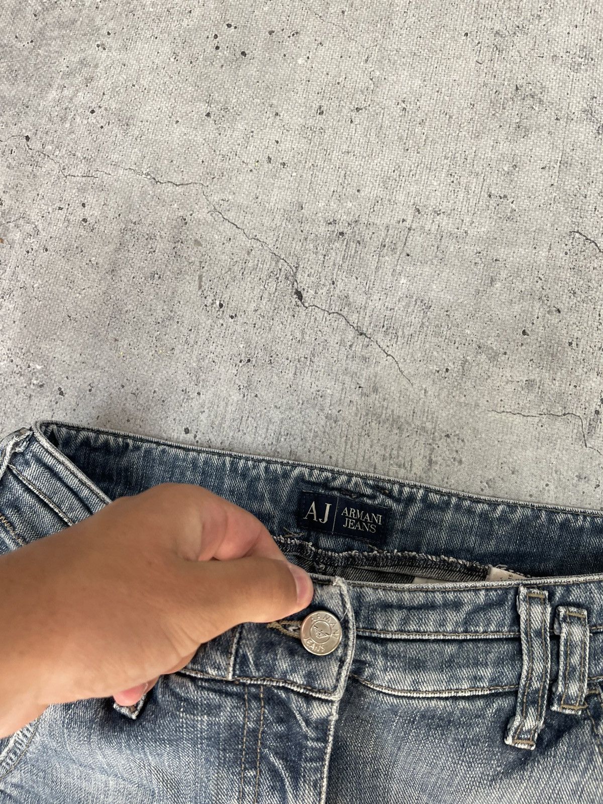 Emporio Armani Vintage Emperio Armani Distressed Denim Jeans Pants Faded Size US 29 - 9 Thumbnail