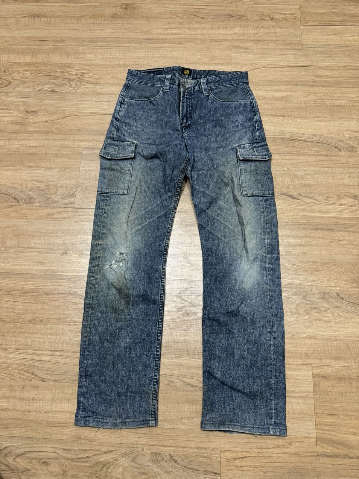 JAPANESE BRAND DISTRESSED CARGO JEANS