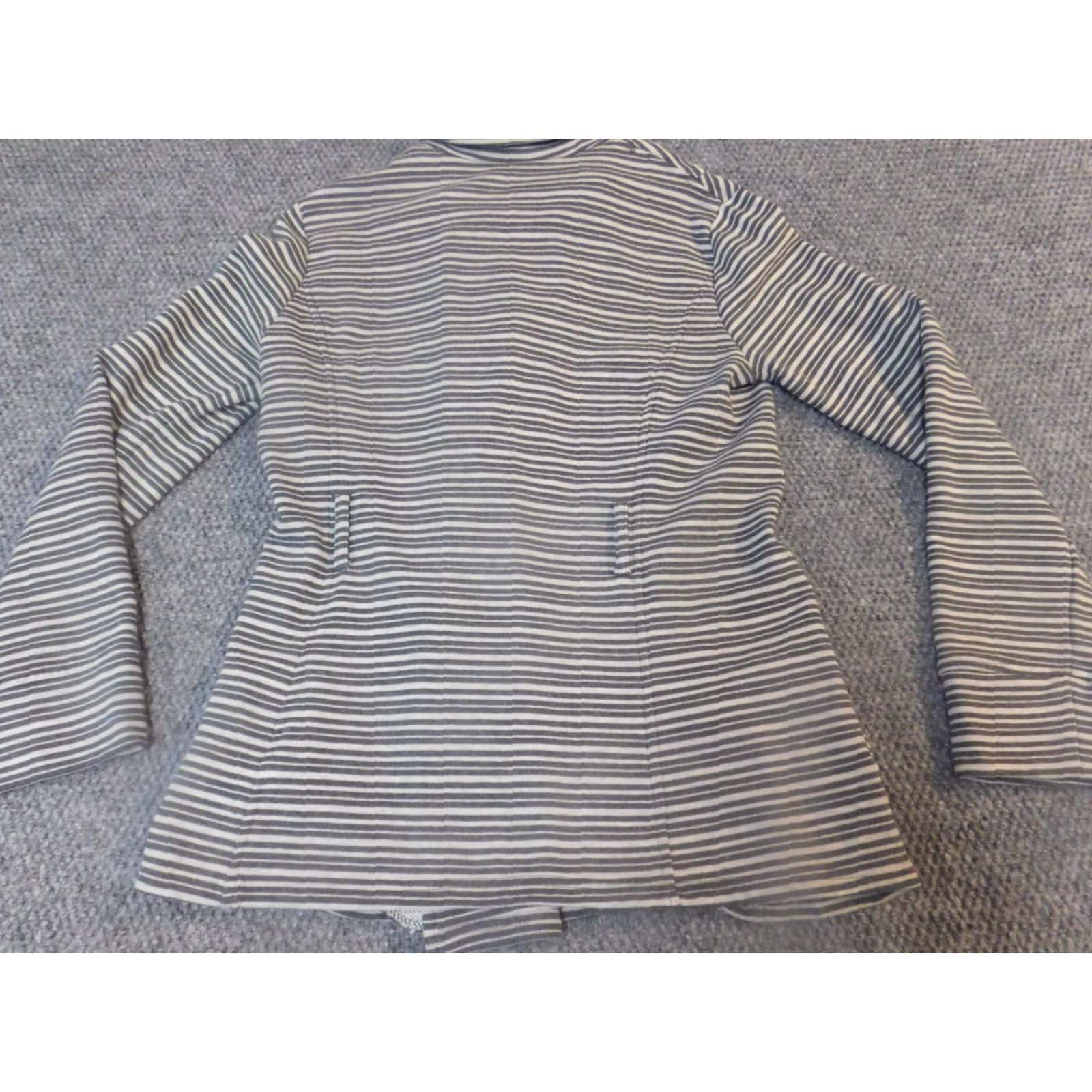 Merona Merona Womens Pea Coat Small Gray Striped Jacket Coat Knit Cotton Blend Button Zip Collared Winter Casual Petite Womens Mens? Wait. Size S / US 4 / IT 40 - 7 Thumbnail