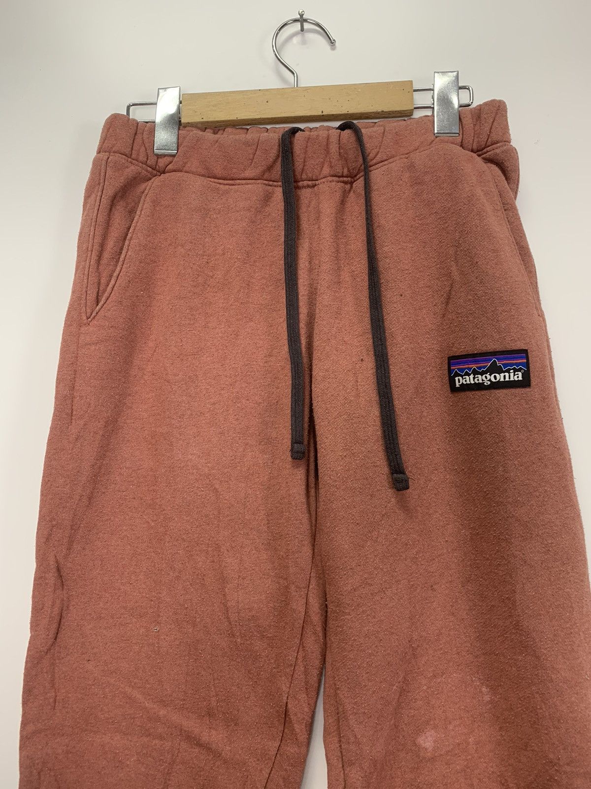 Patagonia Patagonia jogger pants Size US 26 / EU 42 - 2 Thumbnail