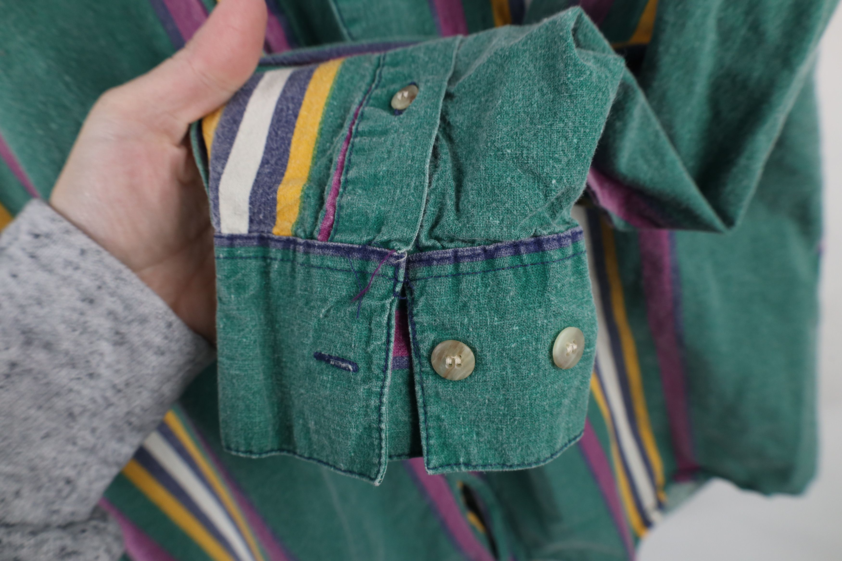 Vintage Vintage 90s Streetwear Rainbow Striped Collared Button Shirt Size US L / EU 52-54 / 3 - 4 Thumbnail