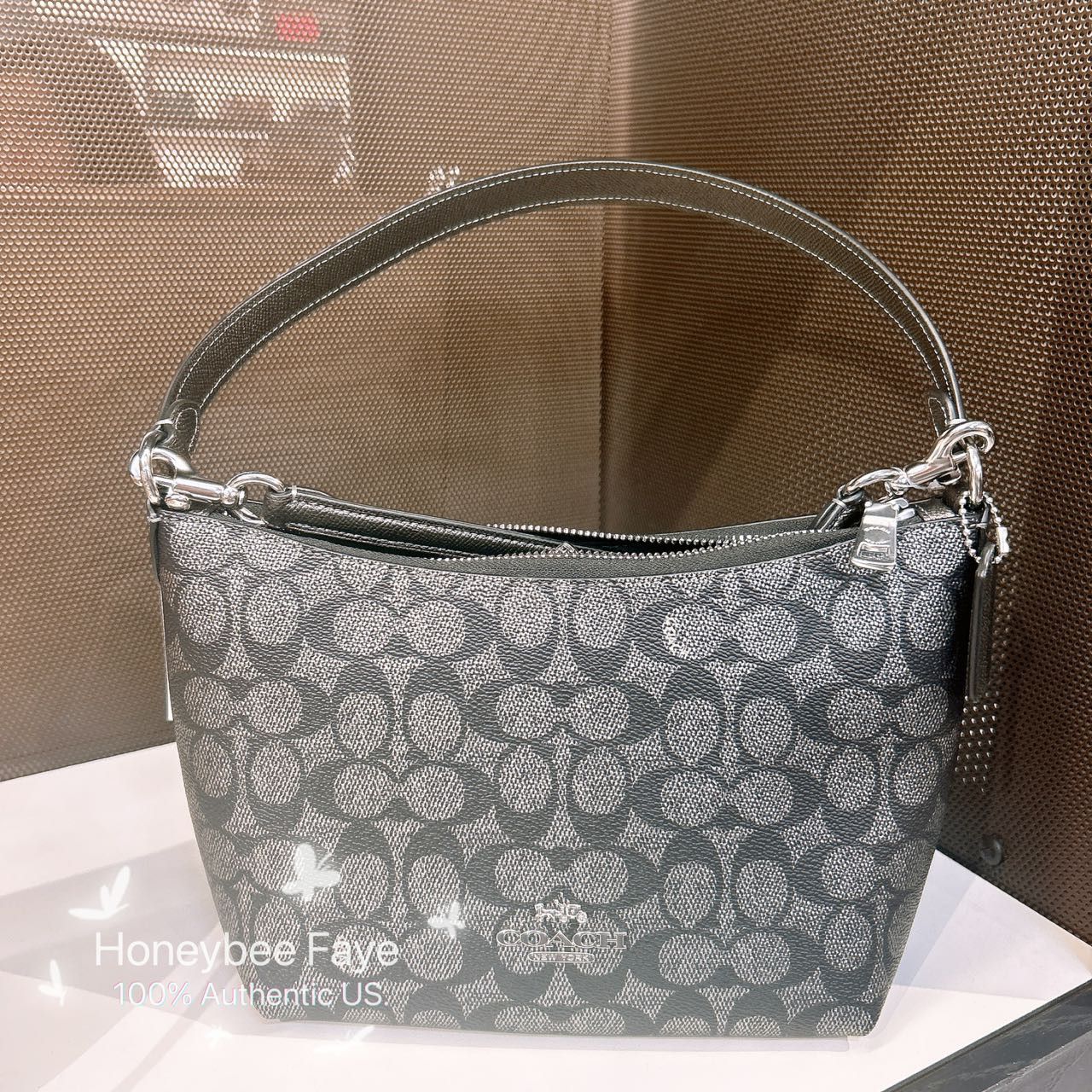 Coach Zip Top Shoulder Bag In Signature Canvas CW391 Size ONE SIZE - 1 Thumbnail