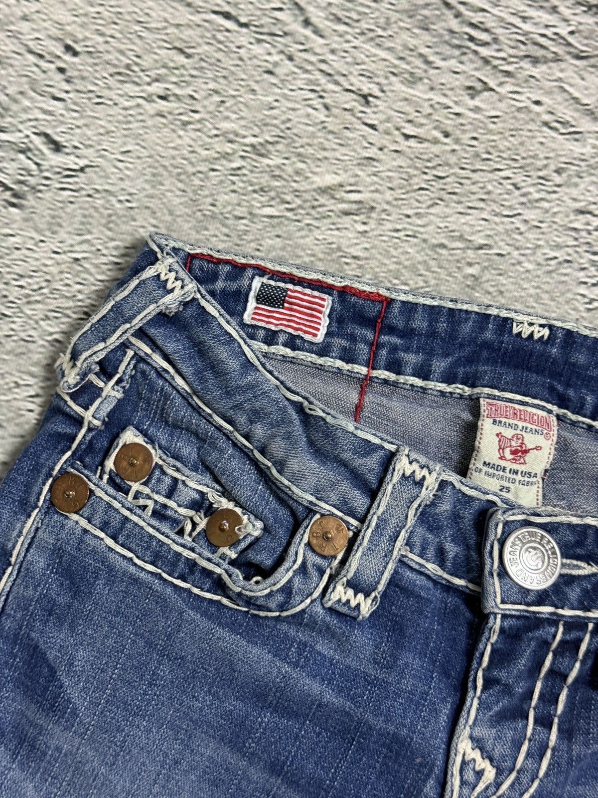 True Religion True Religion Vintage Bootcut Johnny Blue White Stitching Size 25" / US 0 / IT 36 - 9 Thumbnail