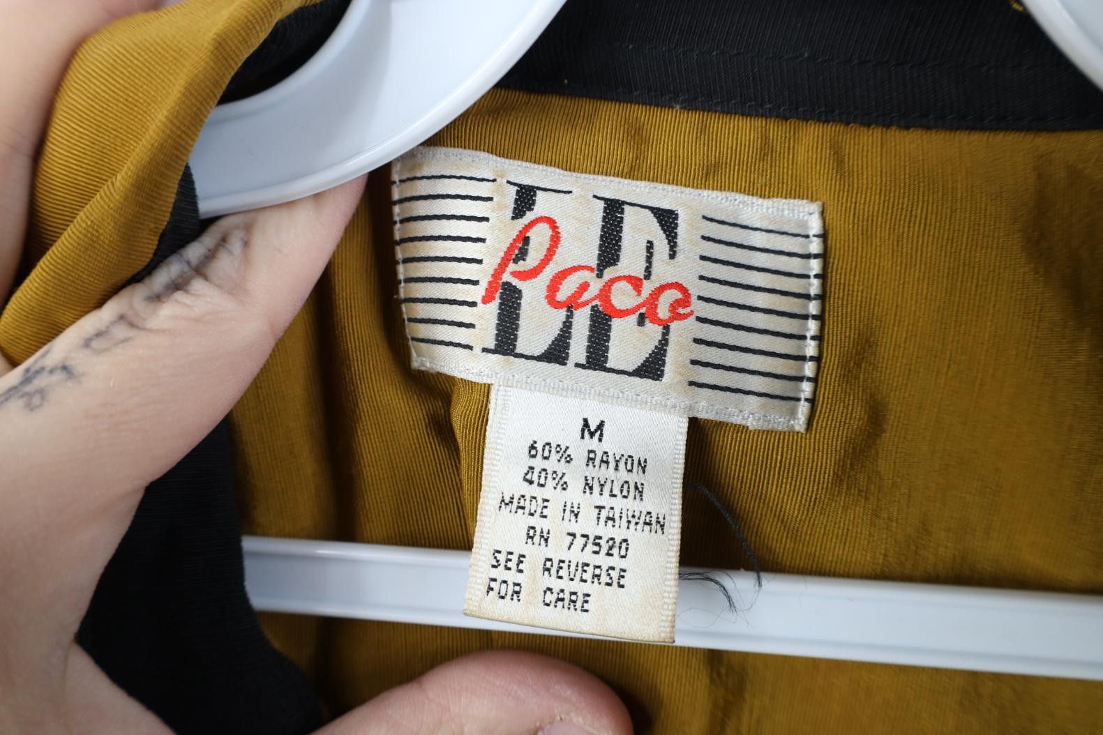 Vintage Vintage 90s Streetwear Rayon Gabardine Button Shirt Size US M / EU 48-50 / 2 - 9 Thumbnail