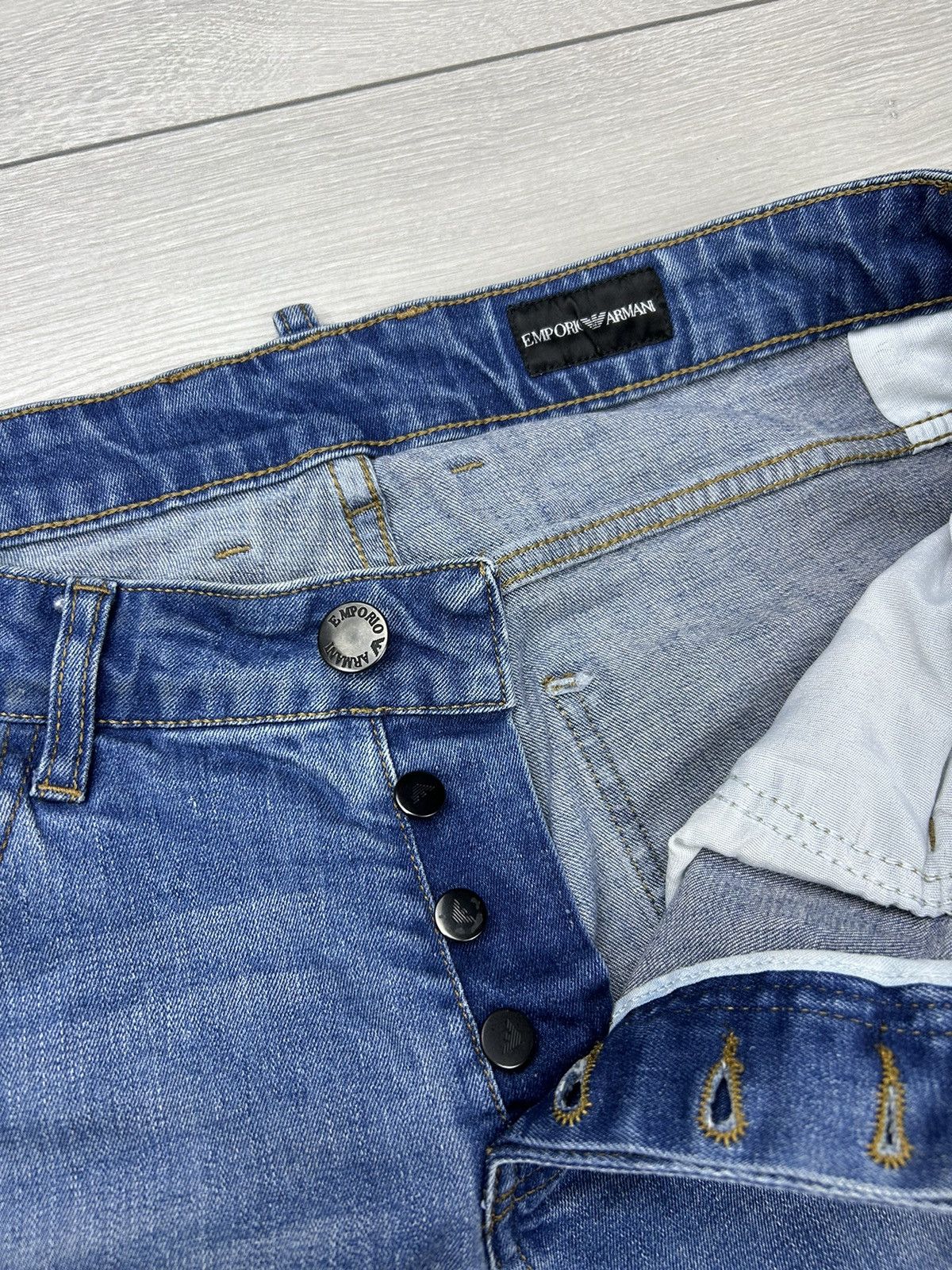 Emporio Armani Emporio Armani Slim Fit denim jeans size 34 Size US 34 / EU 50 - 4 Thumbnail