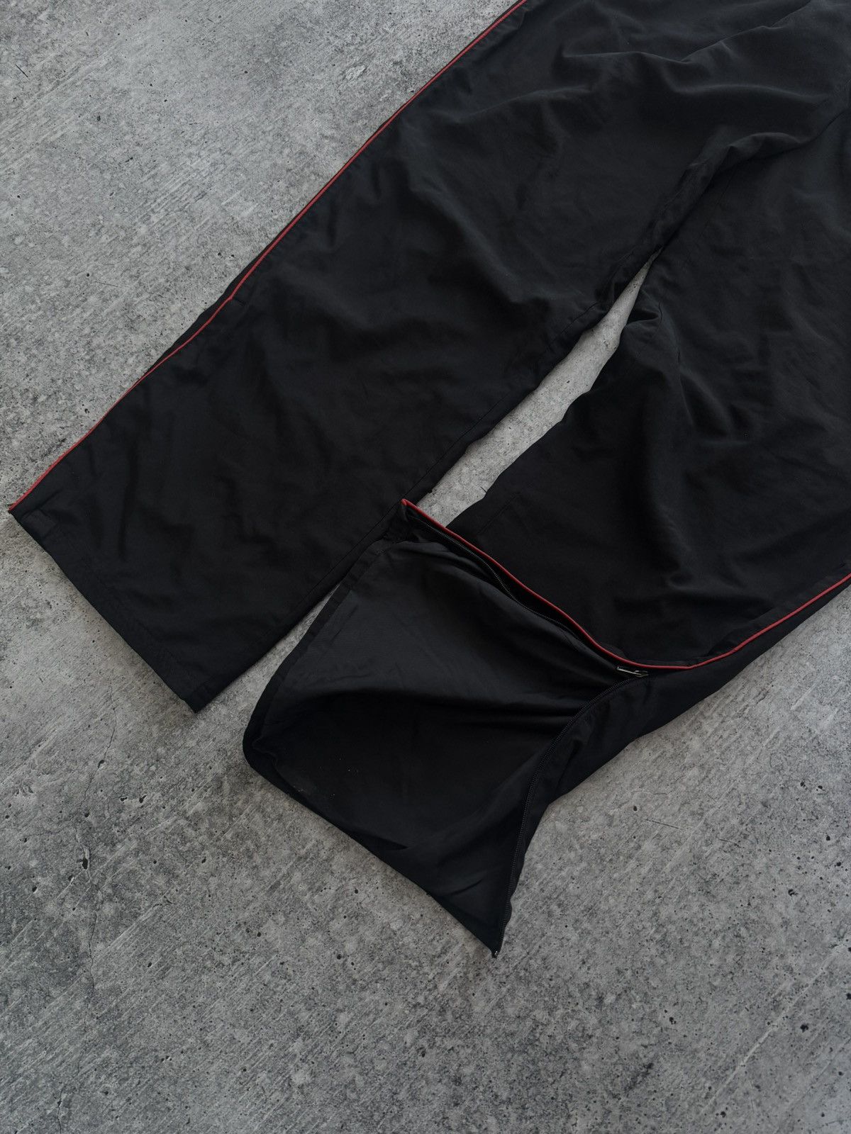 Ferrari × Puma Puma Ferrari Streetwear Trackpants Vintage Joggers Black M Size US 34 / EU 50 - 8 Thumbnail