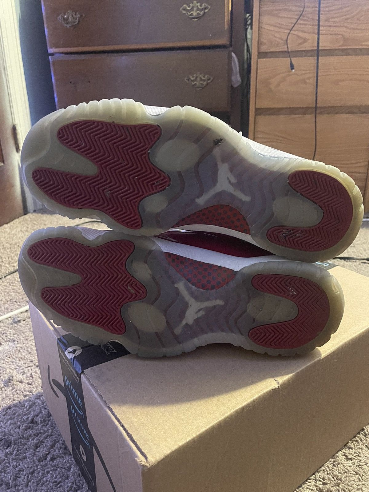 Jordan Brand × Nike Cherry 11s - Jordan 11 Size US 13 / EU 46 - 4 Thumbnail