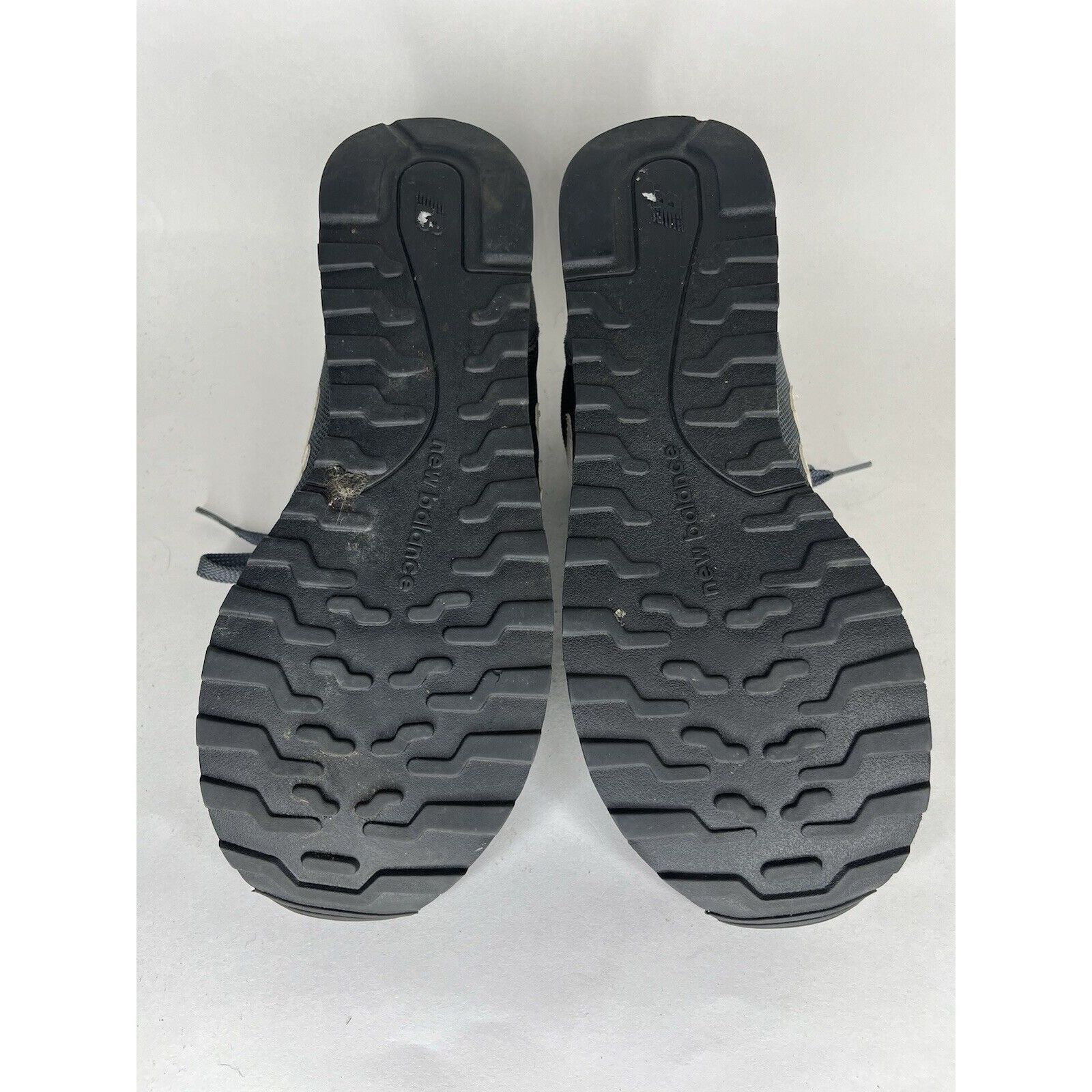 New Balance New Balance Gray Color Casual Running Lace Up Gym Sneakers M Size US 11 / EU 44 - 7 Thumbnail
