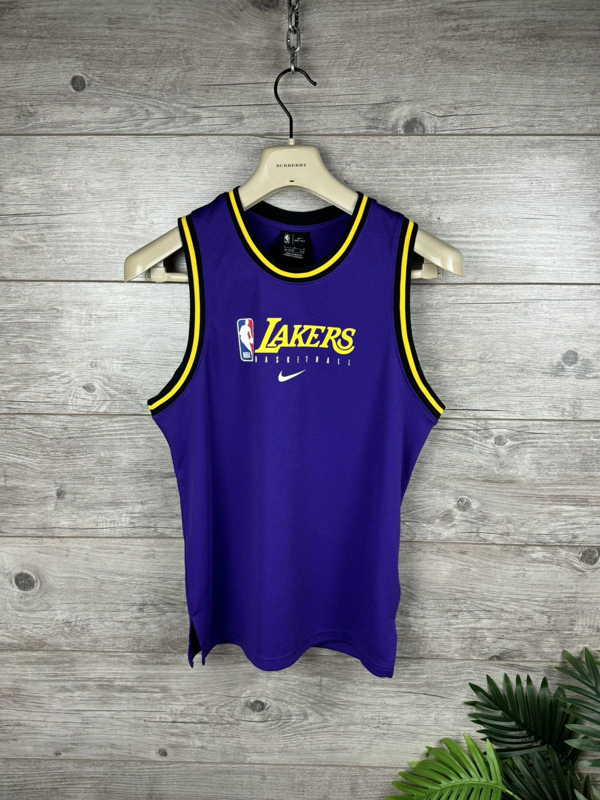 NBA × Nike Nike Basketball Lakers NBA Y2K Size Xs Size US XS / EU 42 / 0 - 7 Thumbnail