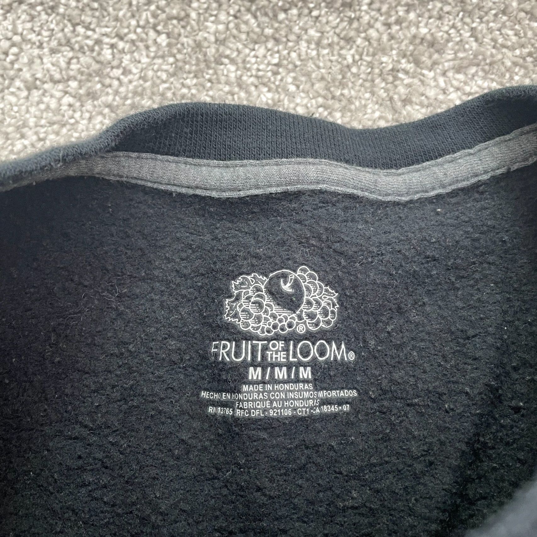 Fruit Of The Loom Fruit Of The Loom Sweatshirt Mens M Black Crew Neck Pullover Fleece Size US M / EU 48-50 / 2 - 6 Thumbnail