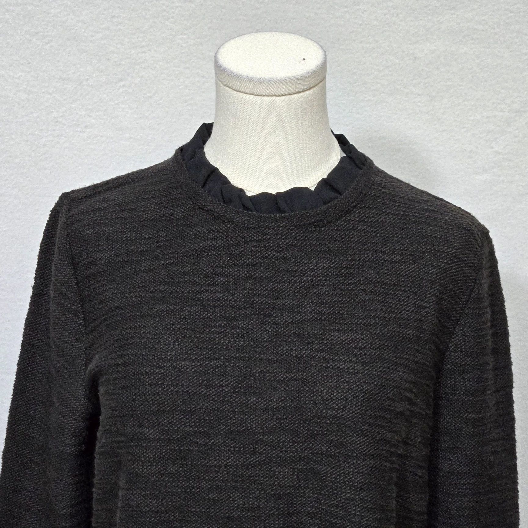 Loft VINTAGE LOFT Sweater Womens Medium Black Gray Ruffle Collar Chiffon Hem Layered NWT Size M / US 6-8 / IT 42-44 - 3 Thumbnail