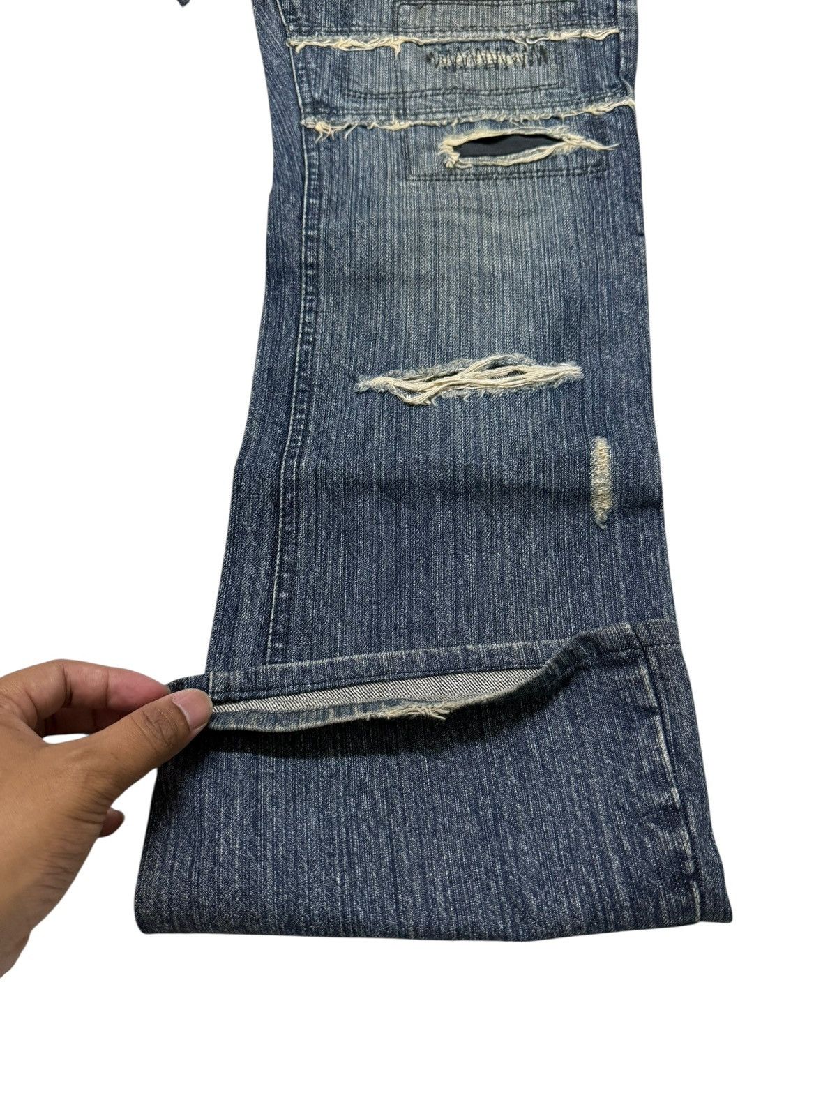 Le Grande Bleu (L.G.B.) Flared Jeans Rupert Difference Distressed Rare Design Denim Size US 30 / EU 46 - 9 Thumbnail