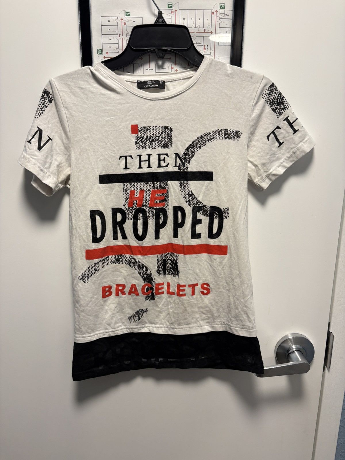 Other Citadium Graphic Men's Crew Neck Short Sleeve T-Shirt S Size US S / EU 44-46 / 1 - 1 Thumbnail