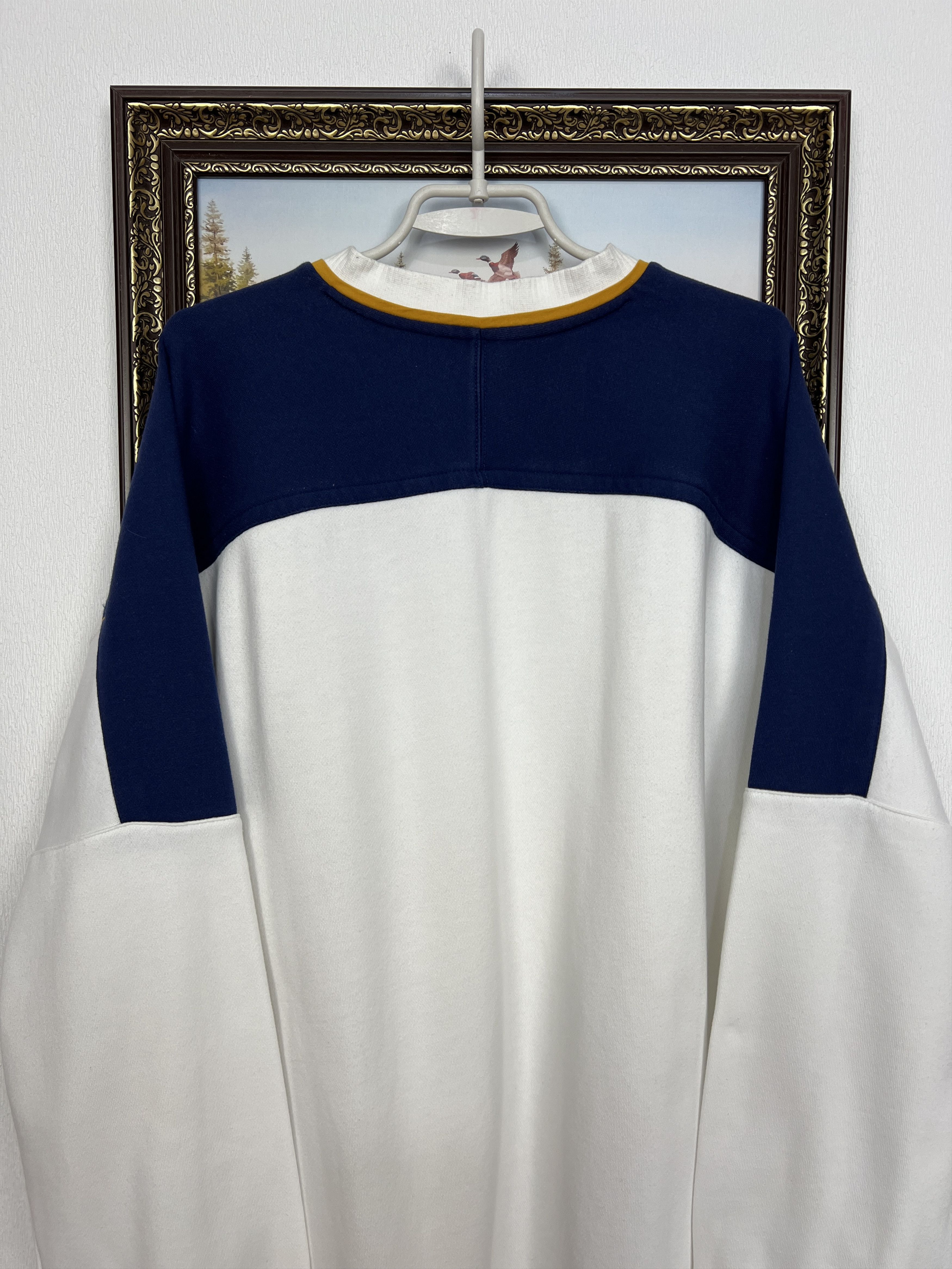 Nike Vintage 90's Nike Sweatshirt Big Logo Swoosh Crewneck Rare Size US XL / EU 56 / 4 - 9 Thumbnail
