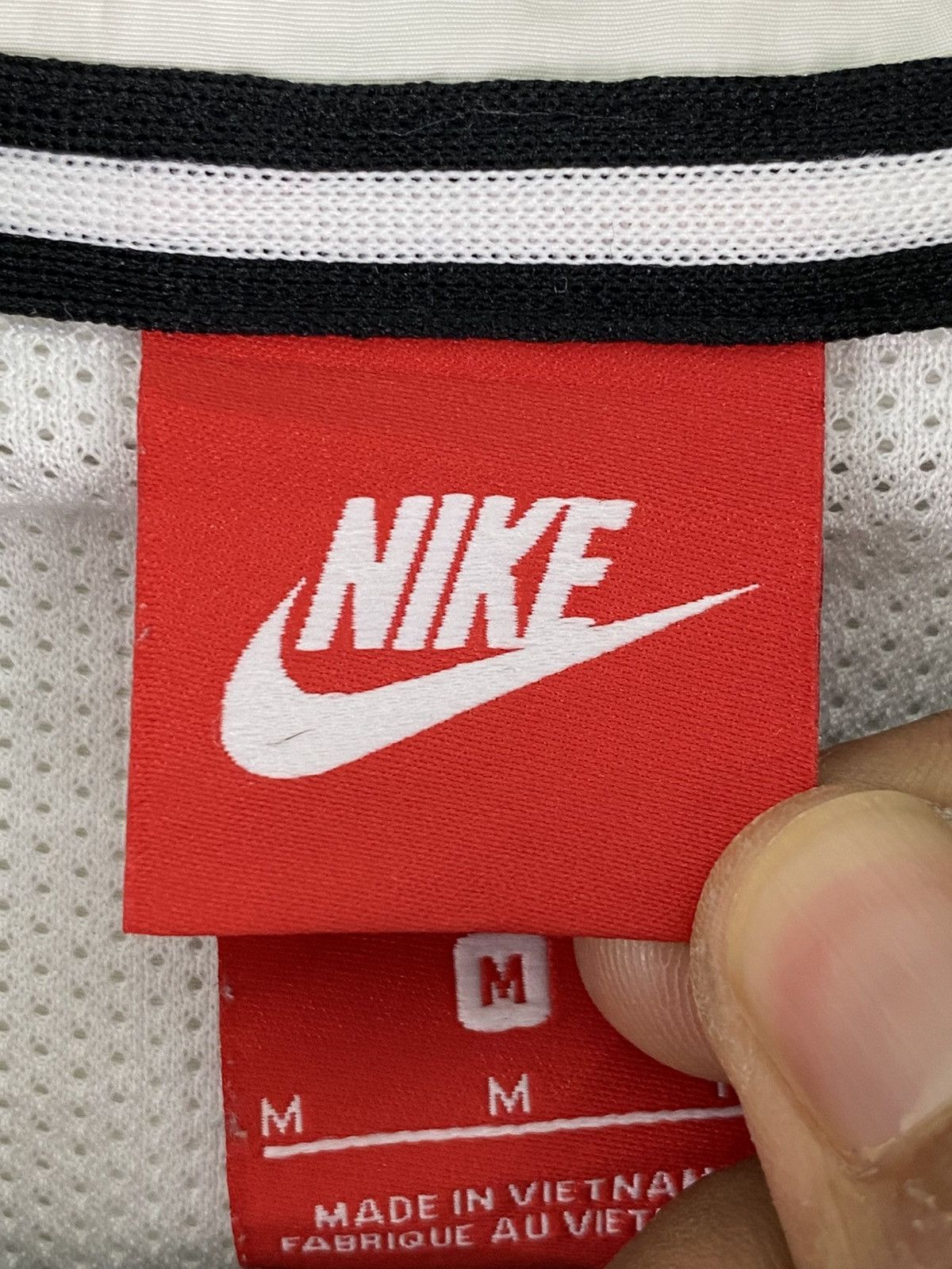 Nike Nike Hoodies Big Swoosh Windbreaker Size US M / EU 48-50 / 2 - 8 Thumbnail