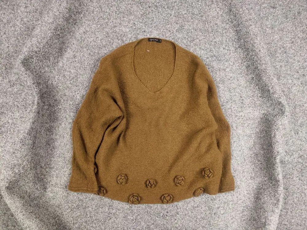 Japanese Brand Grizas Design Light Wool Blend Fowers yellow tint Sweater Size XS / US 0-2 / IT 36-38 - 1 Thumbnail