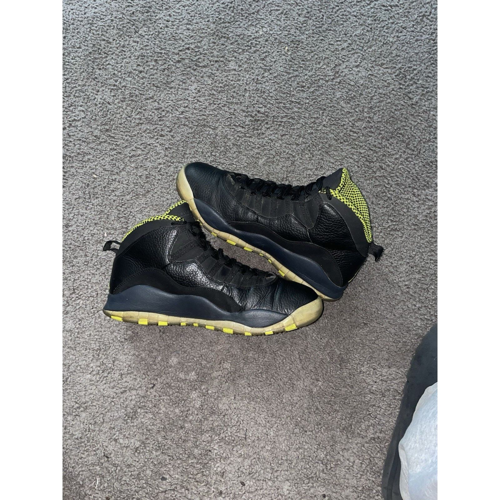 Nike Size 12- Air Jordan Retro 10 Black Venom Green 310805-033 Size US 12 / EU 45 - 3 Thumbnail