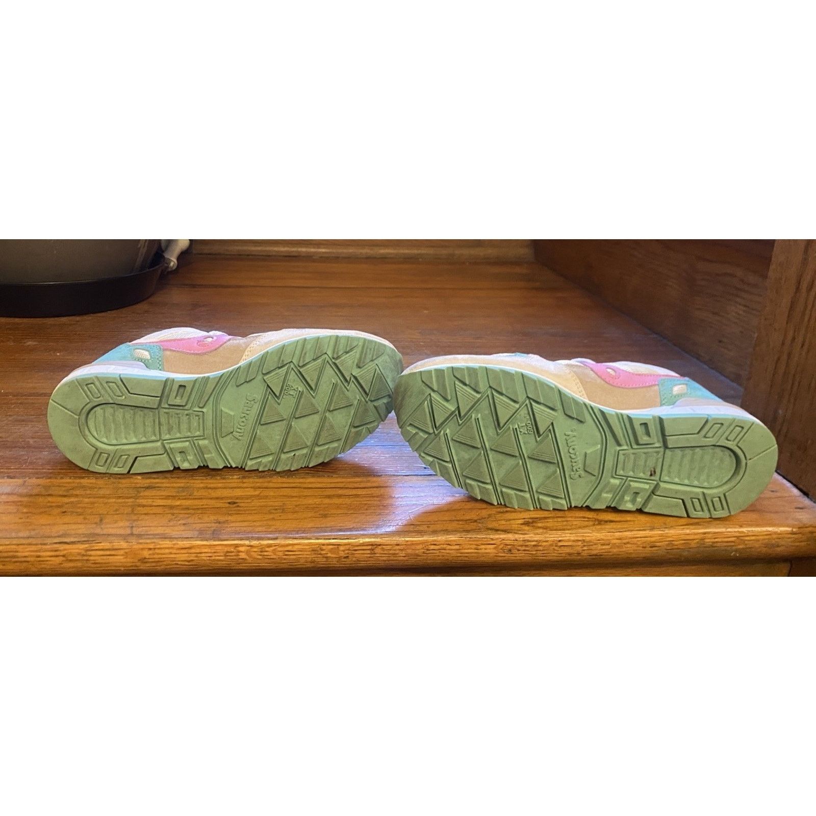 Saucony Saucony Shadow 5000 S70665-34 Beige Pink Teal Men's 6.5 Size US 6.5 / EU 39-40 - 10 Thumbnail