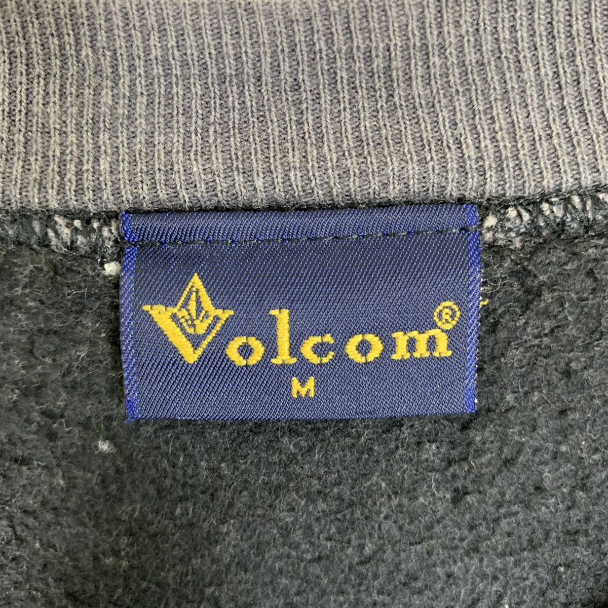 Volcom Vintage 90’s Volcom Sun Faded Sweatshirt Size US M / EU 48-50 / 2 - 11 Thumbnail
