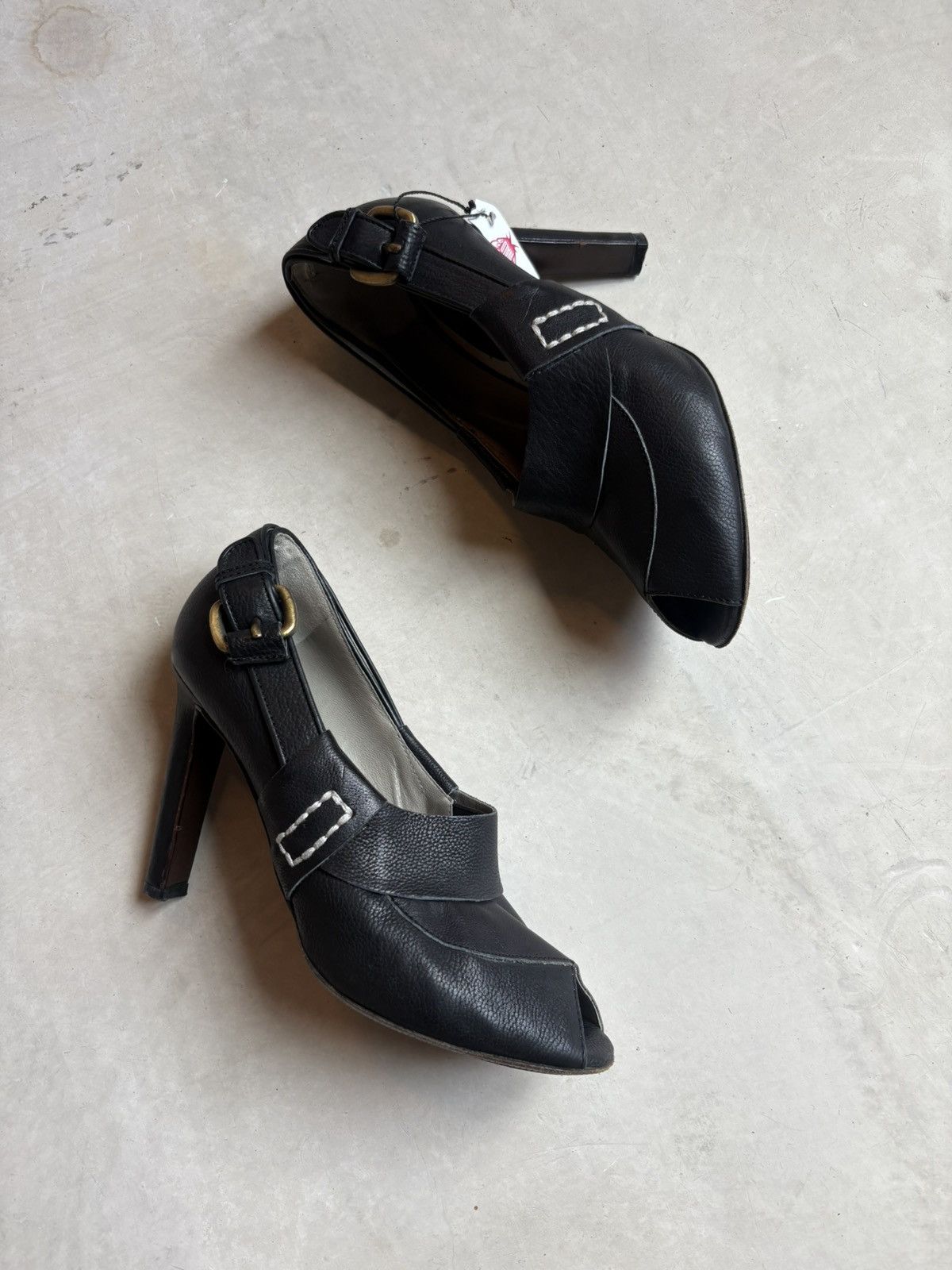 Manolo Blahnik Manolo Blahnik heels Size US 9 / IT 39 - 16 Thumbnail
