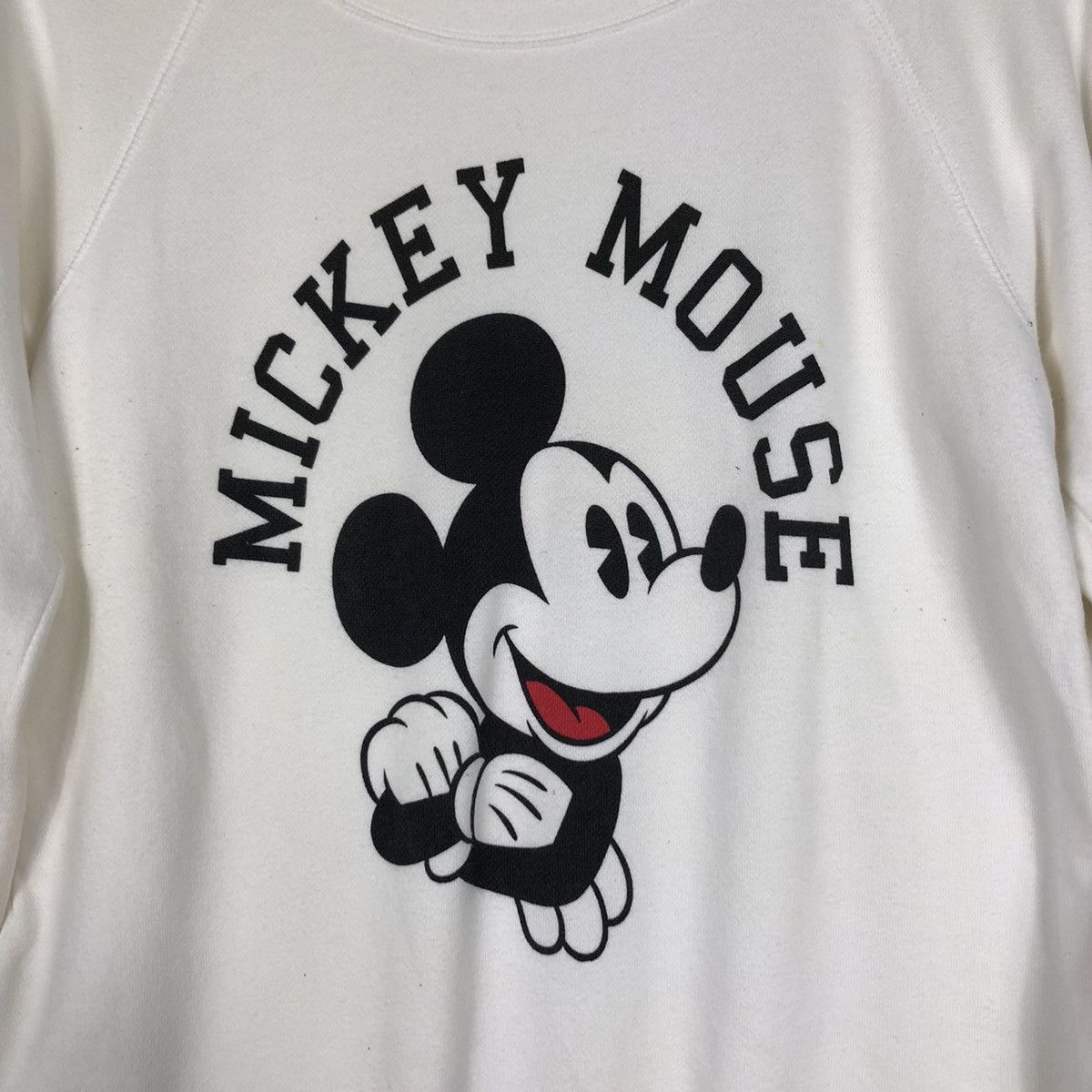 Mickey Mouse Mickey Mouse Long Sleeve Sweatshirt Vintage XS size Size US XS / EU 42 / 0 - 10 Thumbnail