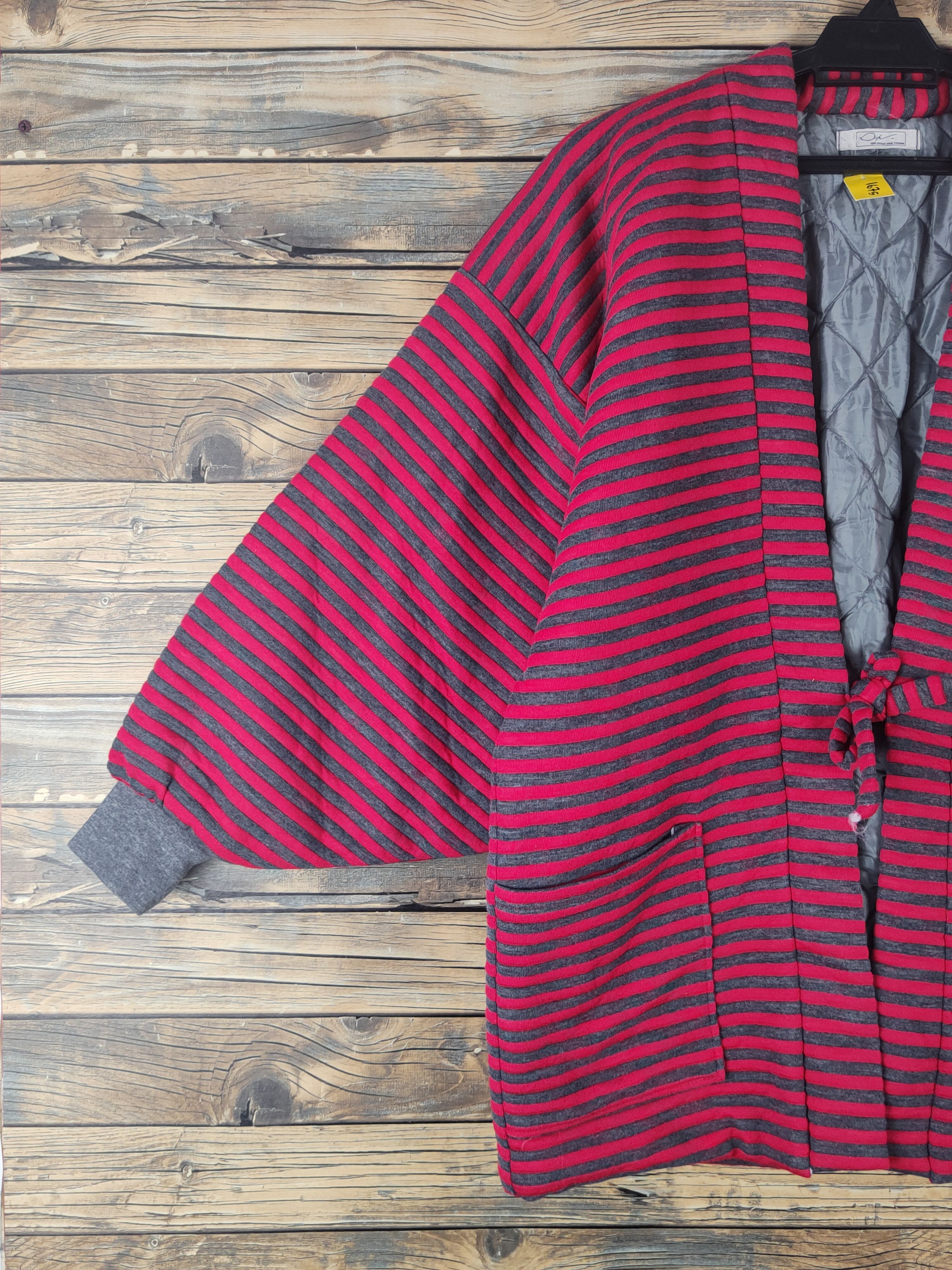 Vintage DL Dofe?? Red Gray Stripe Sweaters Kimono vintage #1675 Size US M / EU 48-50 / 2 - 3 Thumbnail