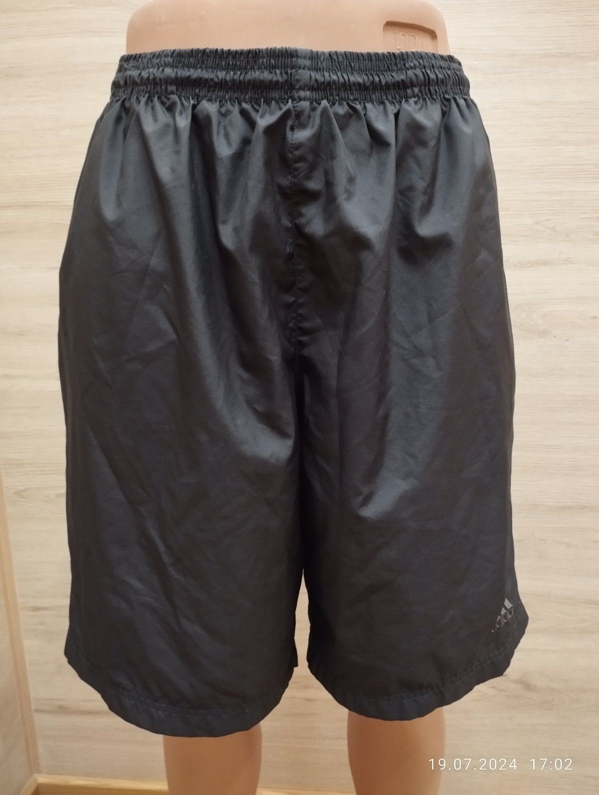 Adidas × Vintage Vintage Adidas Mens Shorts With Pockets Size US M EU L Size US 34 / EU 50 - 1 Thumbnail