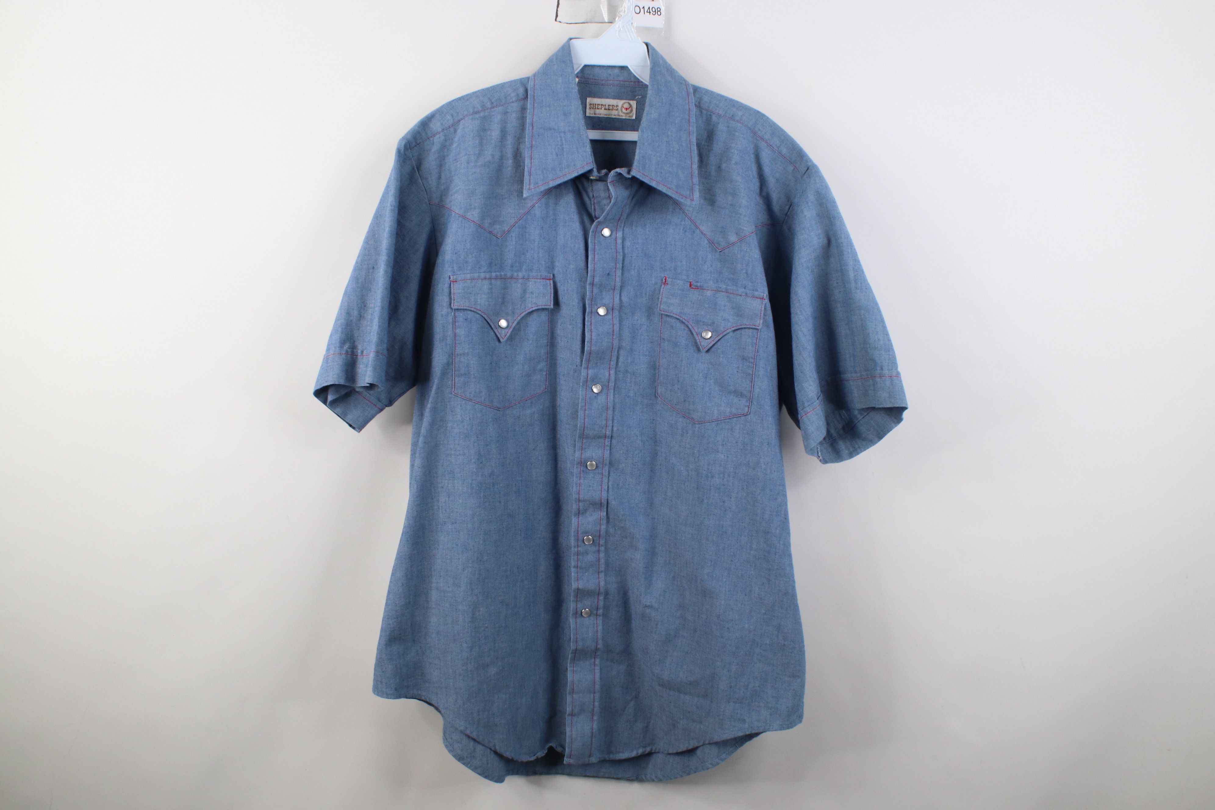 Vintage Vintage 70s Streetwear Chambray Snap Button Shirt Blue Size US L / EU 52-54 / 3 - 1 Thumbnail