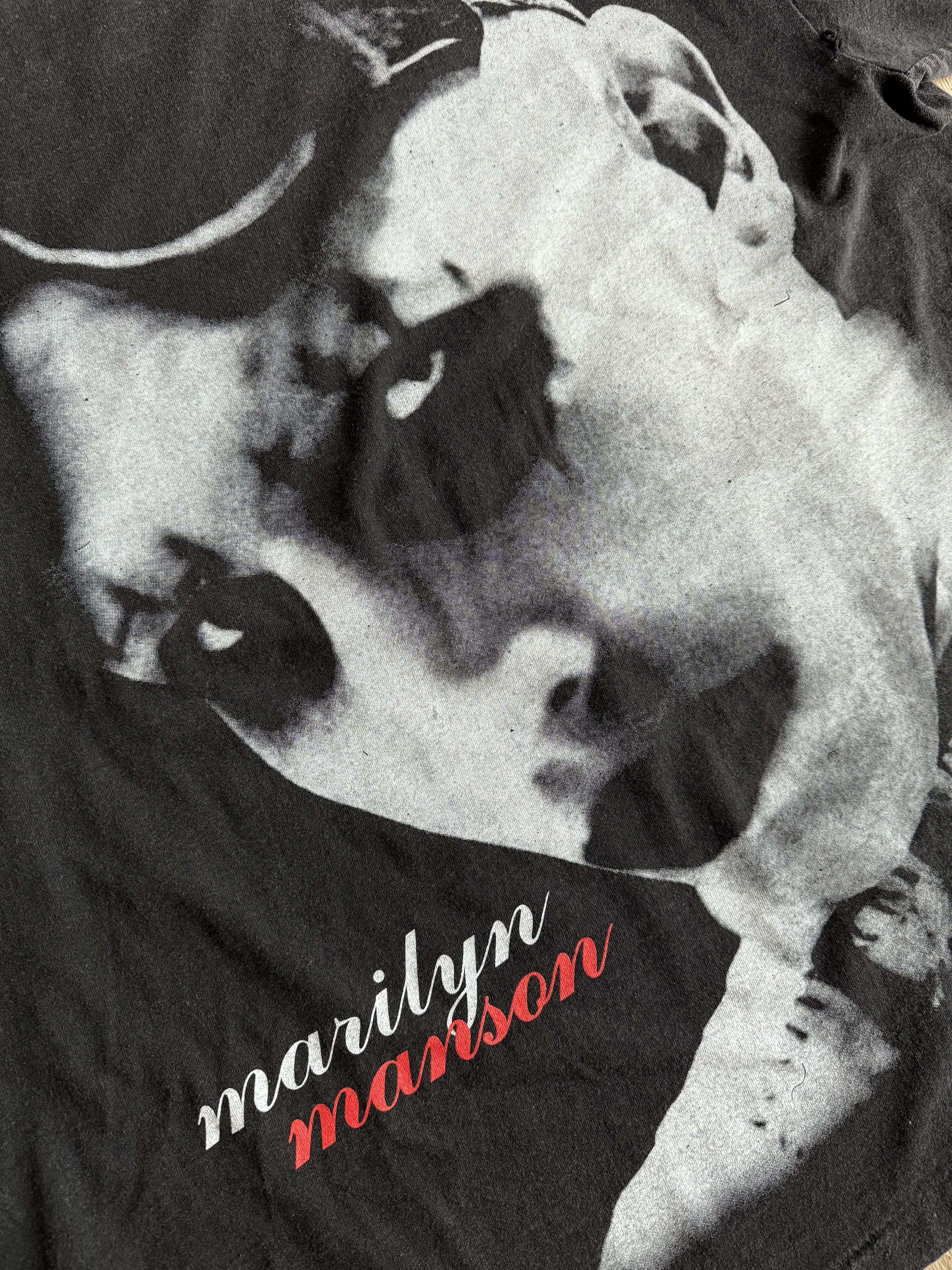 Vintage Marilyn Manson No Time To Discriminate Single Stitch Tee Size US L / EU 52-54 / 3 - 4 Thumbnail