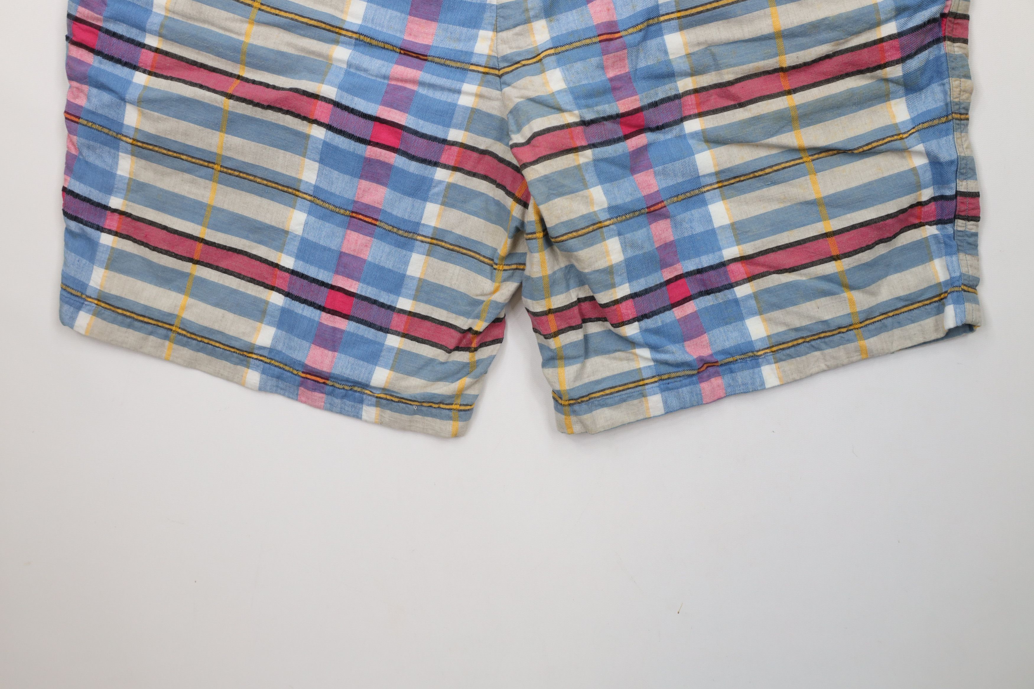 Vintage Vintage 90s Streetwear Above Knee Madras Plaid Chino Shorts Size US 36 / EU 52 - 12 Thumbnail