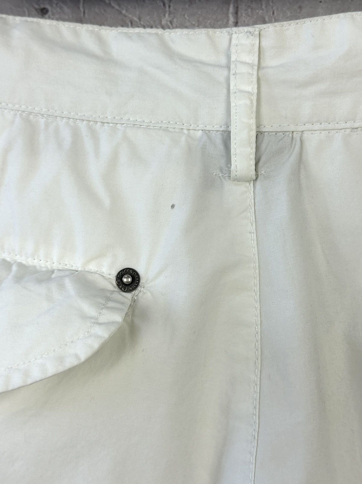 Dolce & Gabbana D&G Dolce&Gabbana Vintage White Zip Pocket Cropped Pants Size 30" / US 8 / IT 44 - 7 Thumbnail