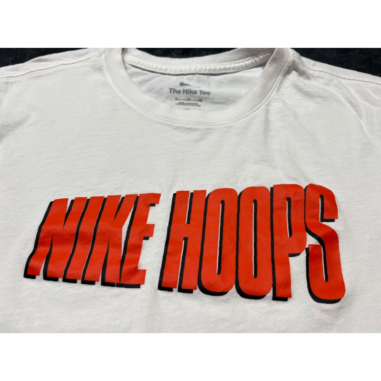 Nike VINTAGE Nike Hoops T-Shirt Basketball Shirt XL White Mens Graphic Tee 100% Cotton Logo 90s? Size US XL / EU 56 / 4 - 4 Thumbnail