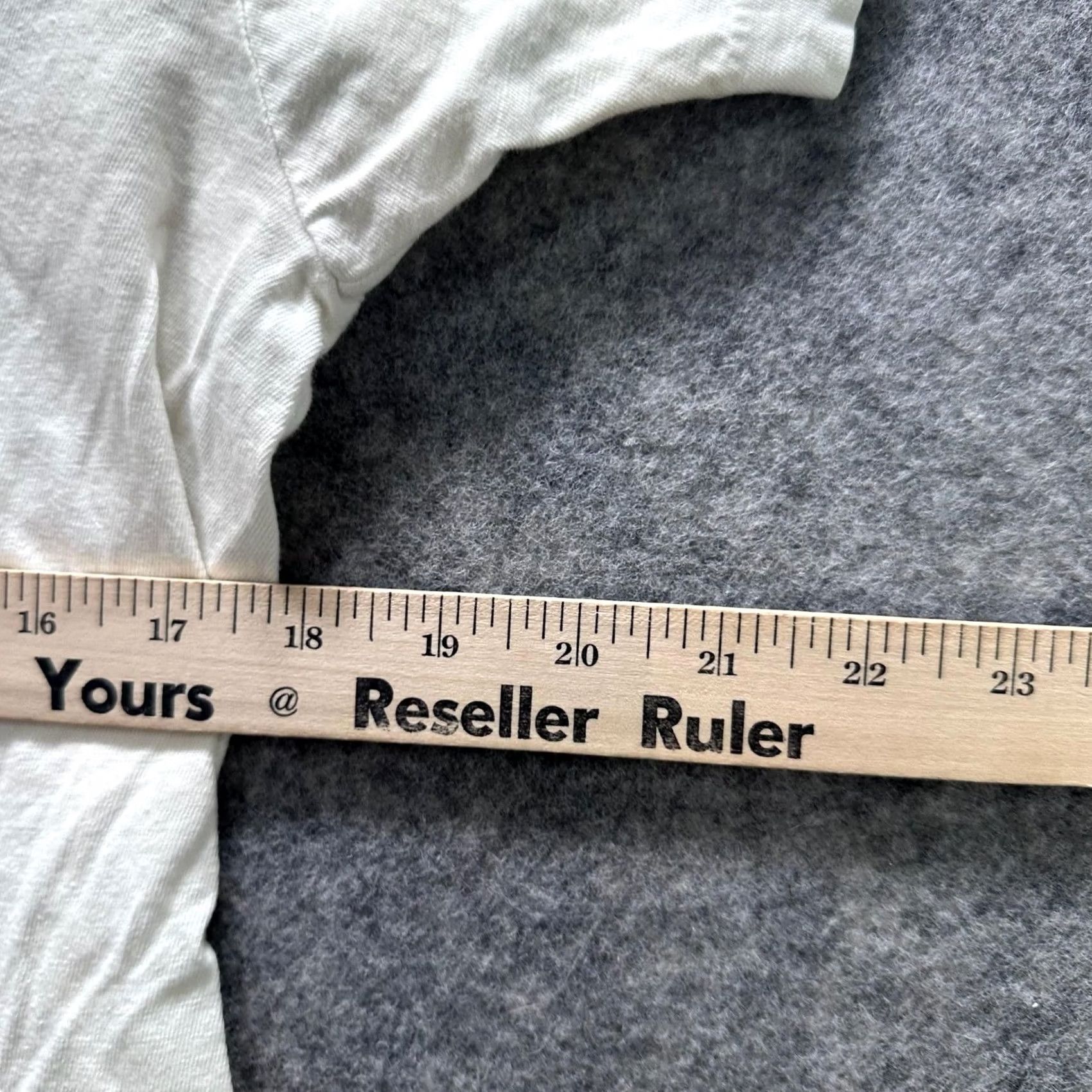 Vintage Shirt Mens M White Solid Crewneck Cotton Jersey Lightweight Tee Short Sleeve Summer Mens Size US M / EU 48-50 / 2 - 6 Thumbnail
