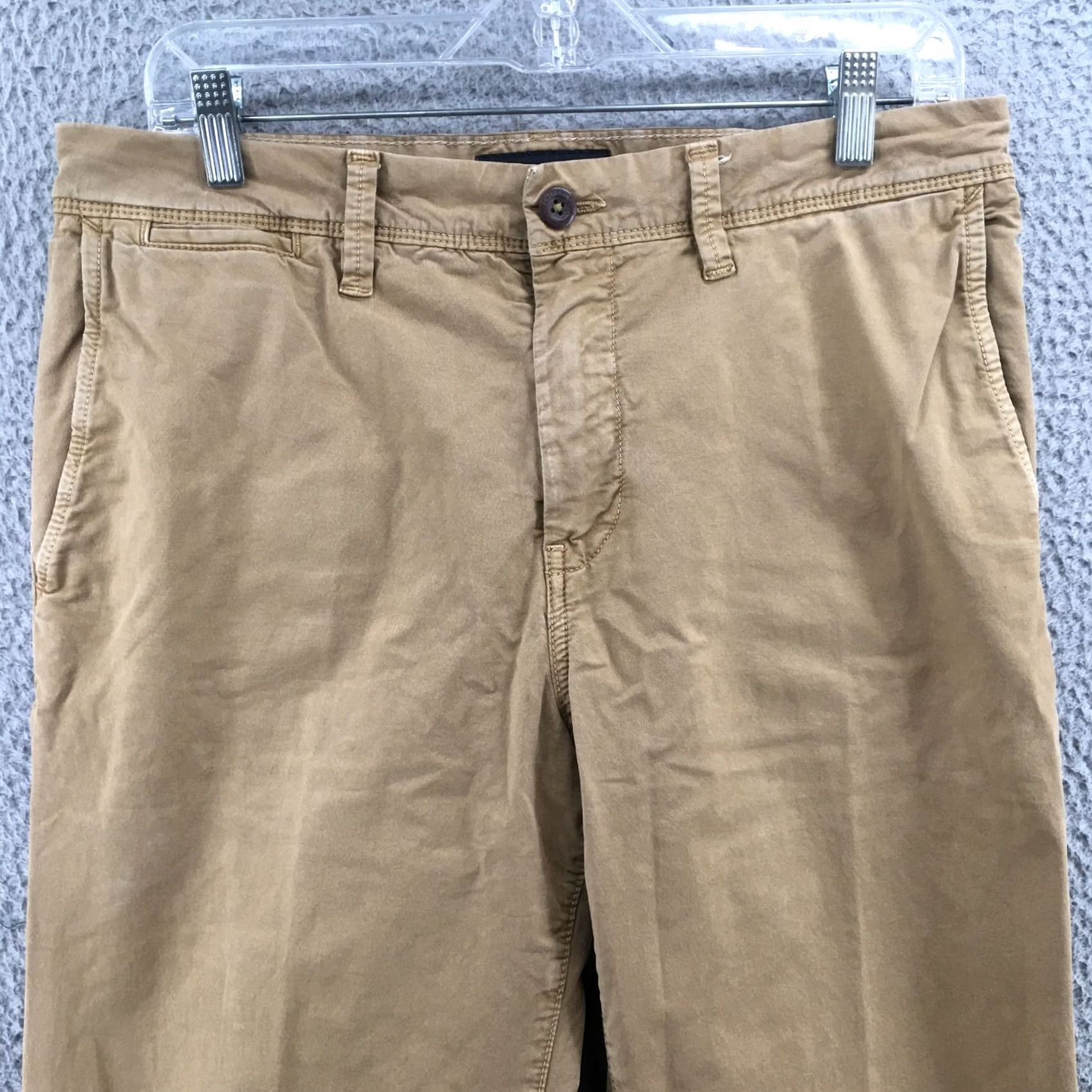 American Eagle Outfitters VINTAGE American Eagle Outfitters Chino Pants Mens 32x36 Beige Mid Rise Zip Fly Slim/Regular Tie Legs? Size US 32 / EU 48 - 2 Thumbnail