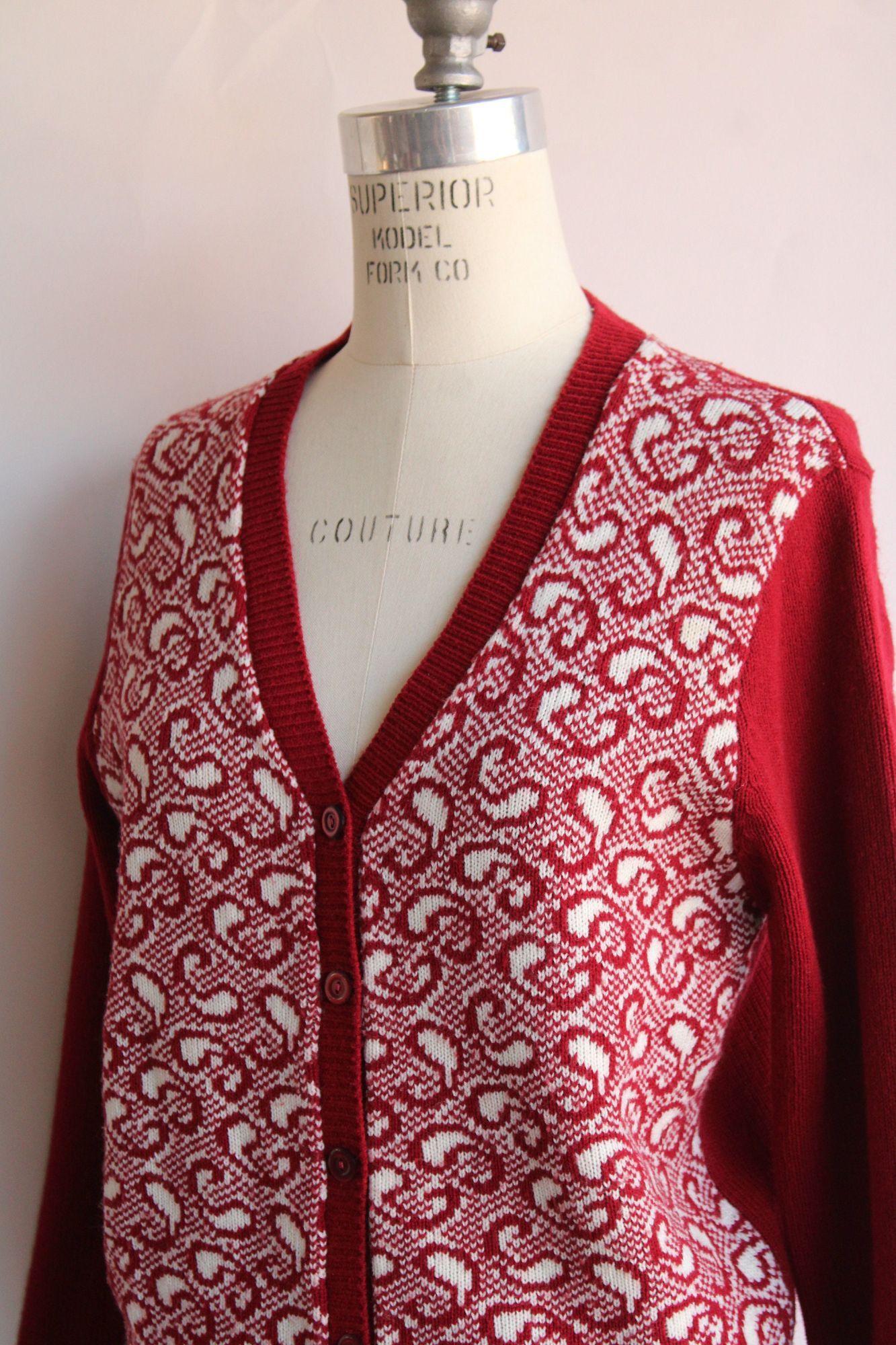 Vintage Vintage 1970s Cardigan Sweater, Volup Full Fashioned Red and Size L / US 10 / IT 46 - 8 Thumbnail