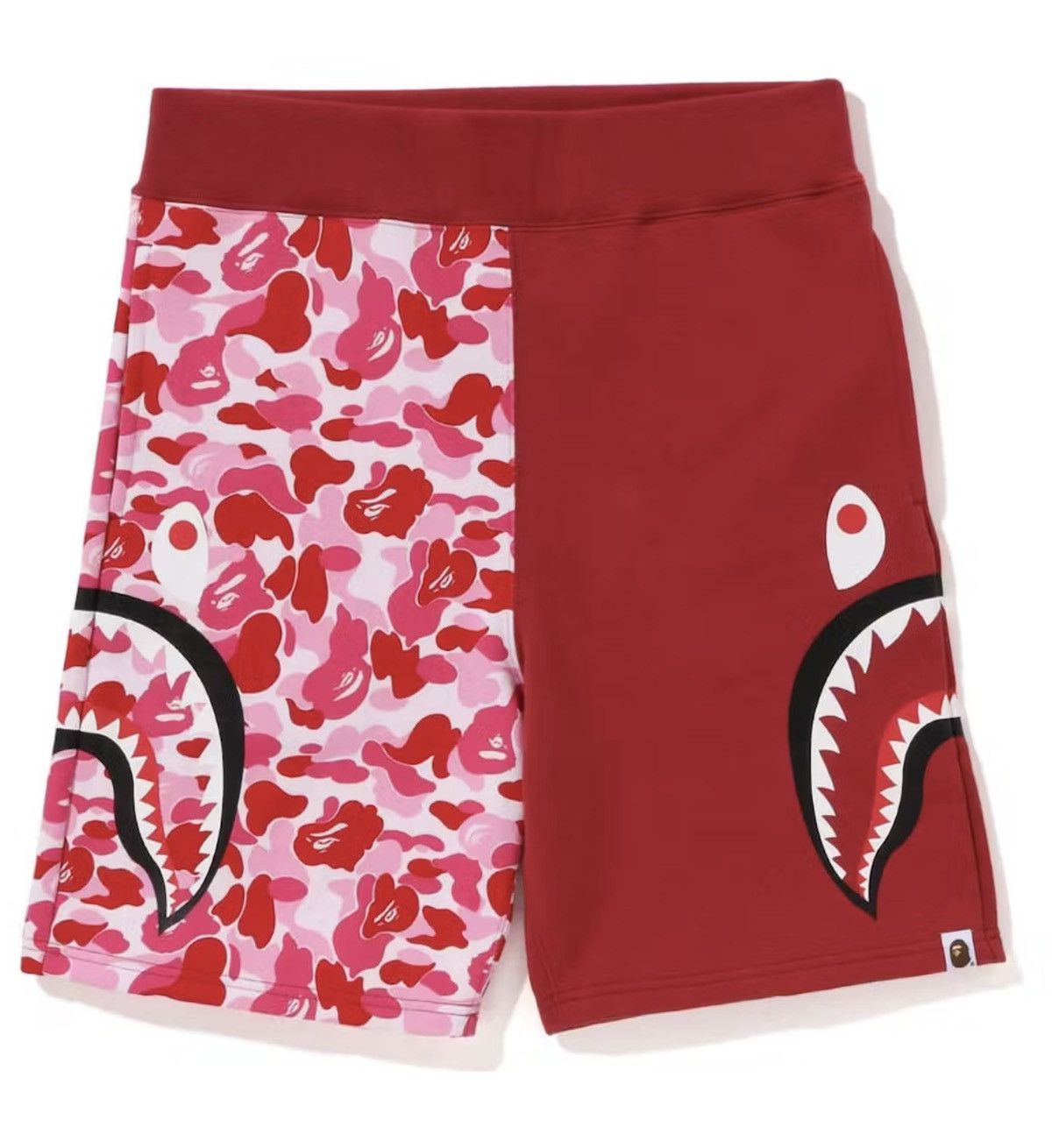 Bape Bape ABC camo side shark sweat shorts Size US 32 / EU 48 - 1 Thumbnail