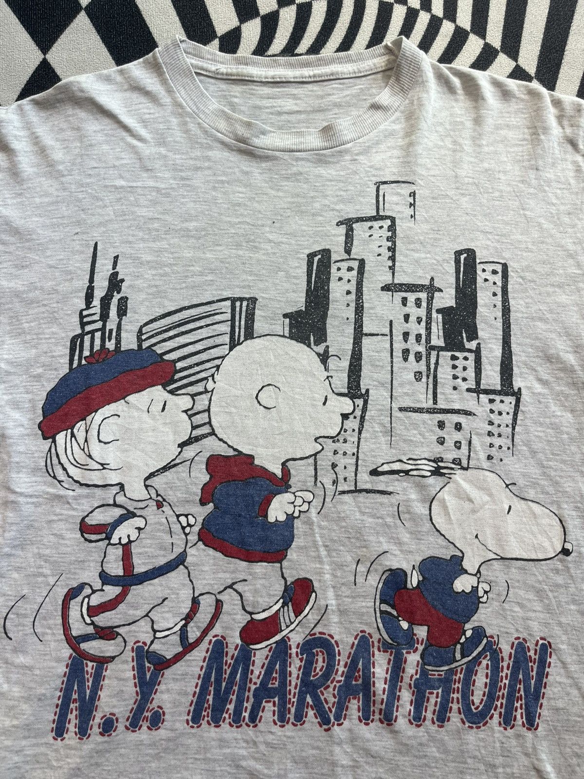 Peanuts Vintage N.Y Marathon The Peanuts&Snoopy 80’s Tshirt Size US M / EU 48-50 / 2 - 5 Thumbnail