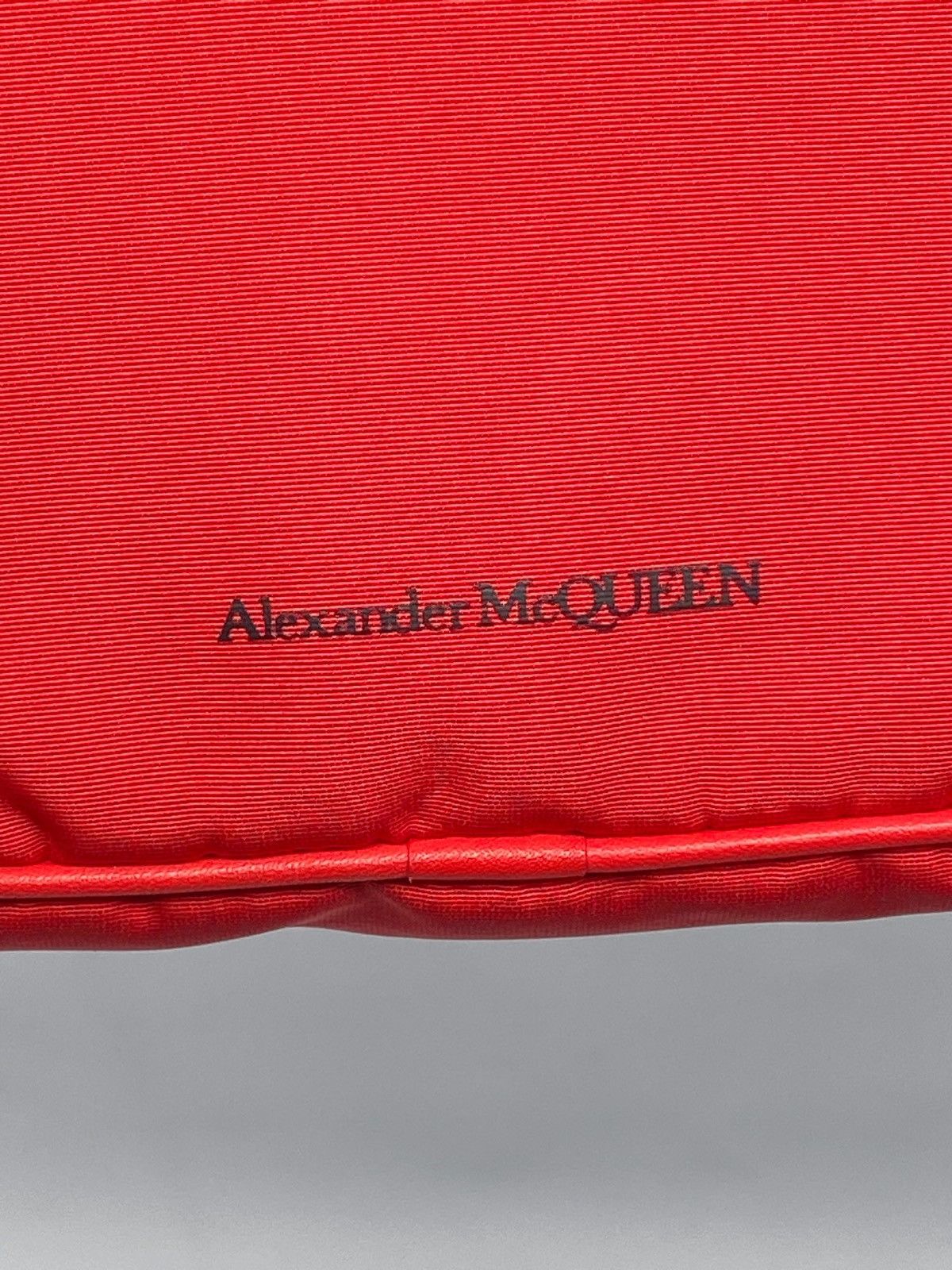 Alexander McQueen Alexander McQueen Small Skull Crossbody Bag Size ONE SIZE - 11 Thumbnail
